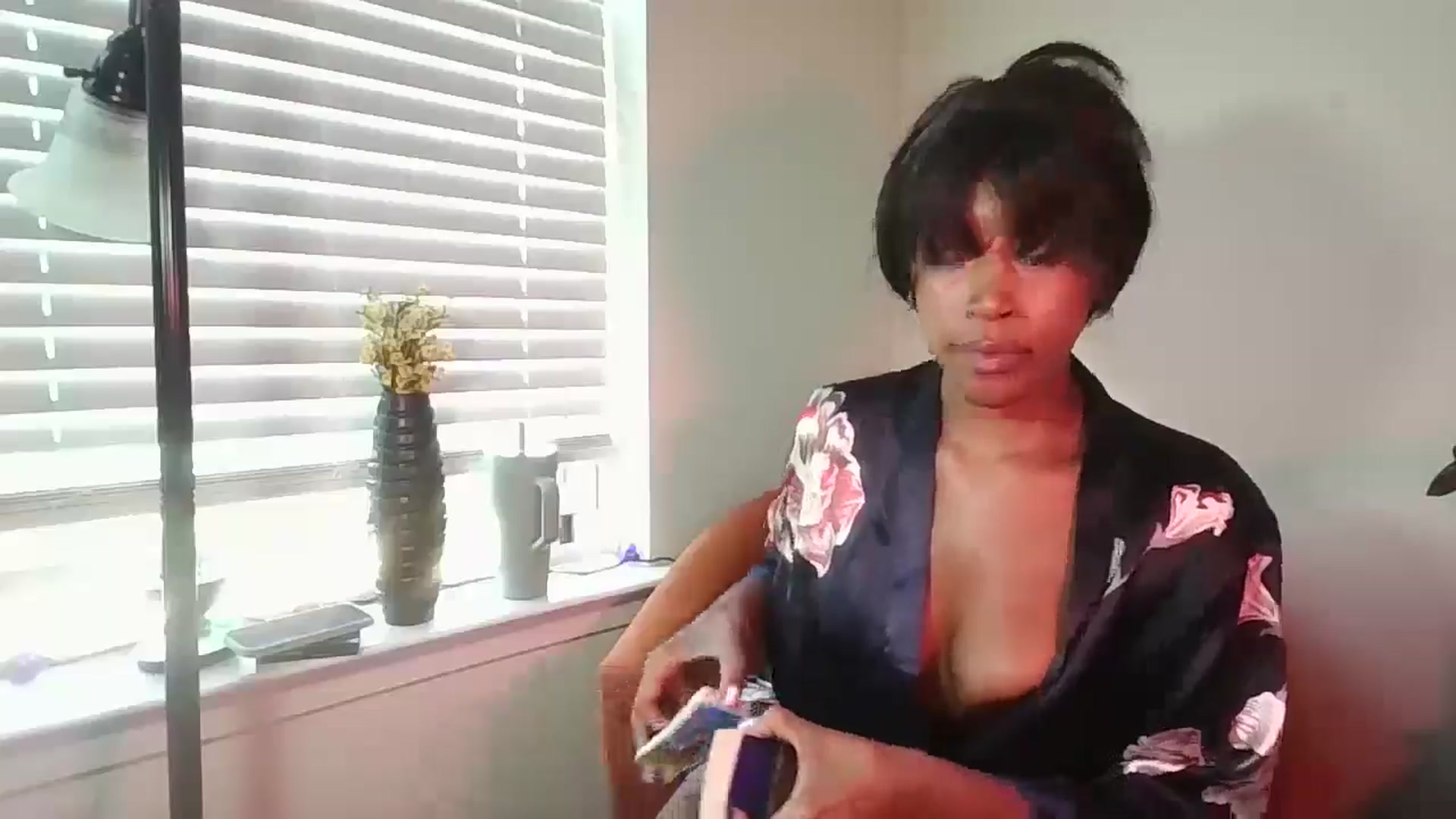 Gallery image thumbnail from SugarplumPine's myfreecams stream on, 04/16/2026, 13:39 image 14 of 20