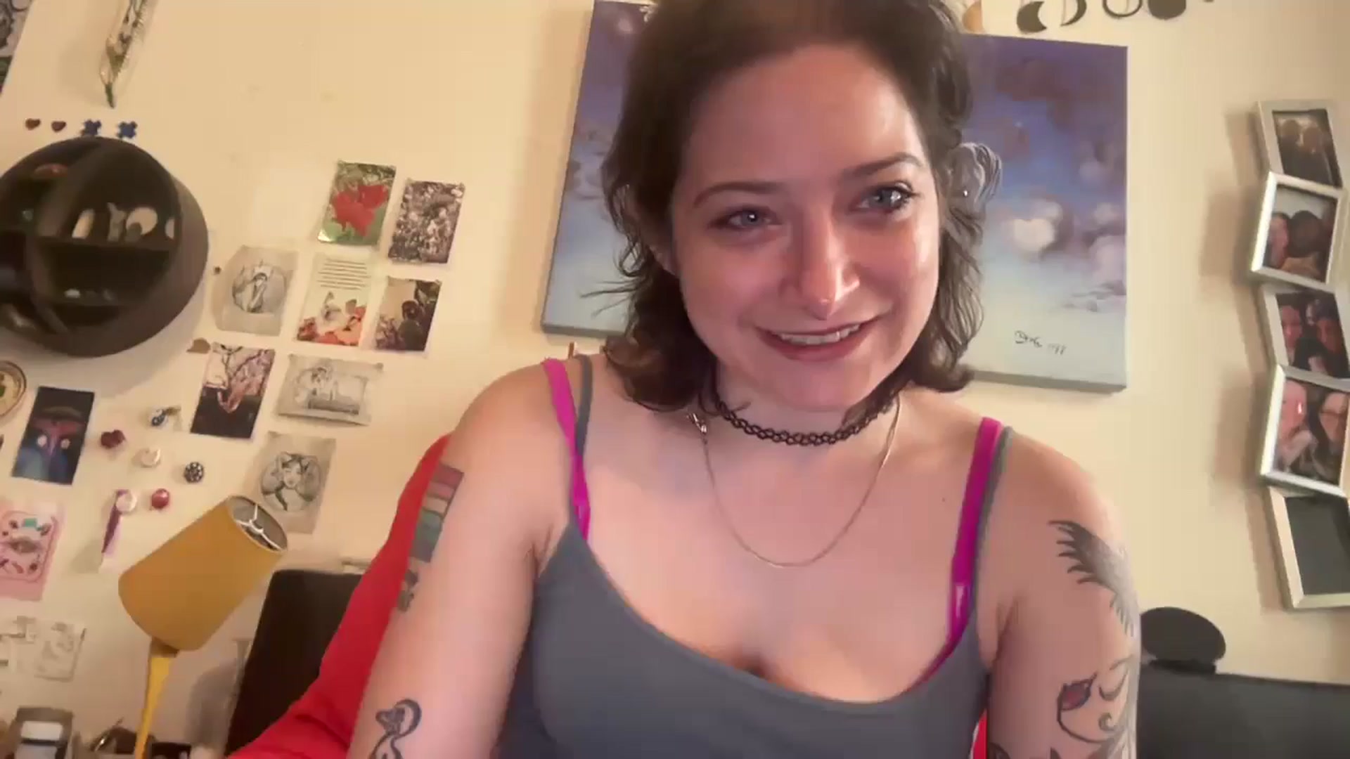 Gallery image thumbnail from Sugarquill's myfreecams stream on, 07/09/2024, 19:42 image 8 of 20