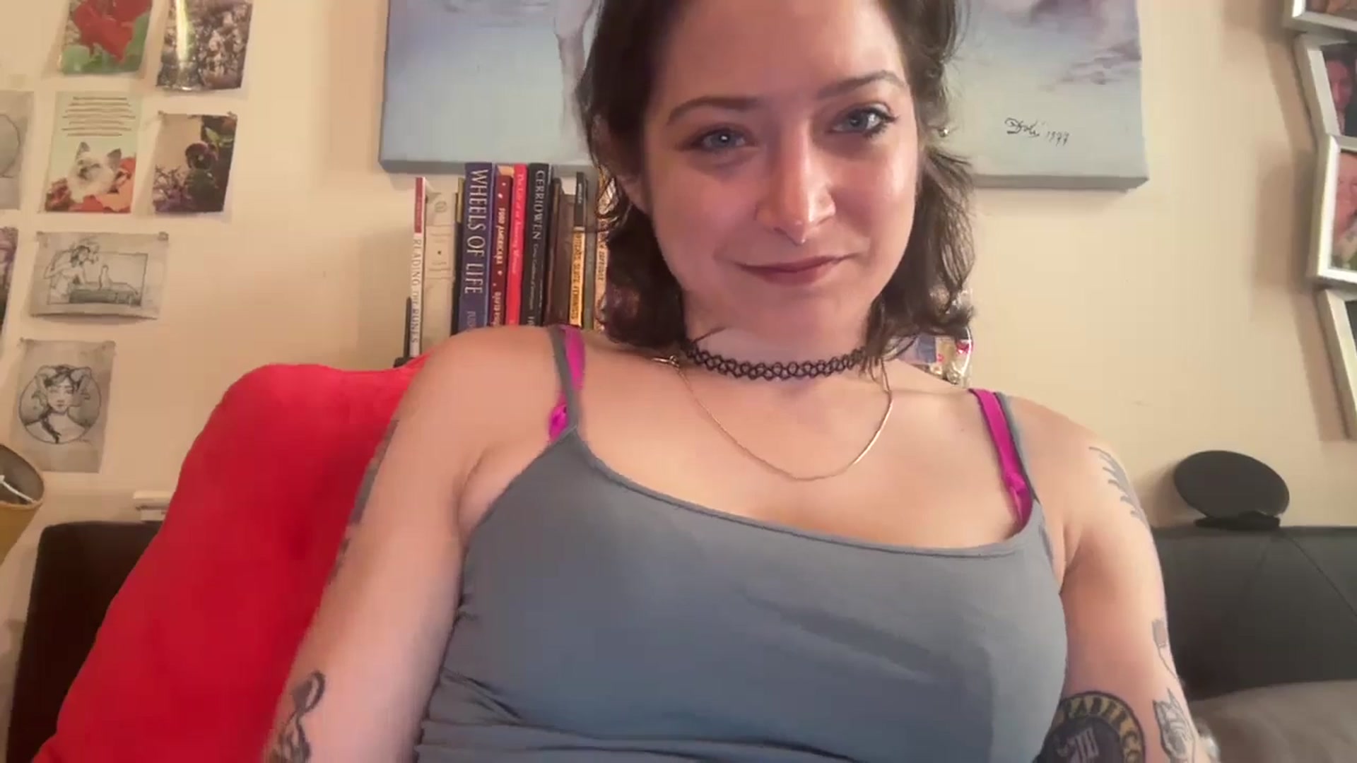 Gallery image thumbnail from Sugarquill's myfreecams stream on, 07/09/2024, 19:42 image 2 of 20