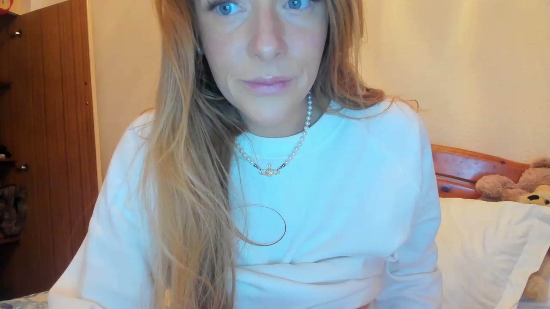Gallery image thumbnail from SugarrrHolic's myfreecams stream on, 12/30/2022, 10:50 image 19 of 20