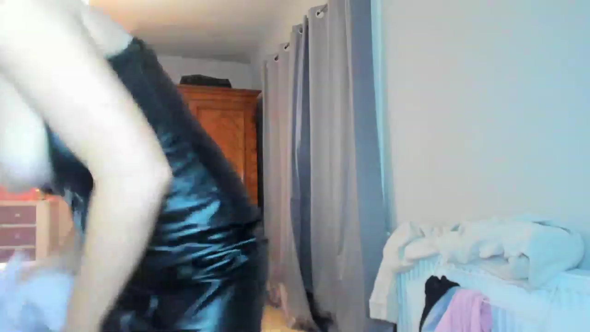 Gallery image thumbnail from SugarrrHolic's myfreecams stream on, 01/01/2023, 24:26 image 19 of 20