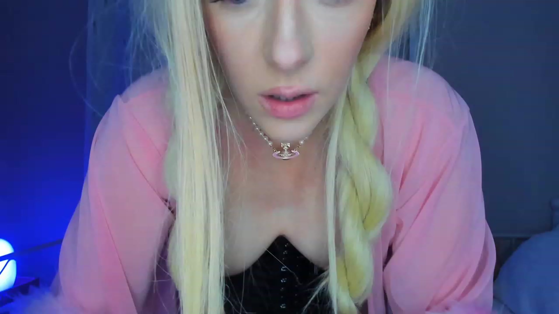 Gallery image thumbnail from SugarrrHolic's myfreecams stream on, 01/20/2023, 23:28 image 16 of 20