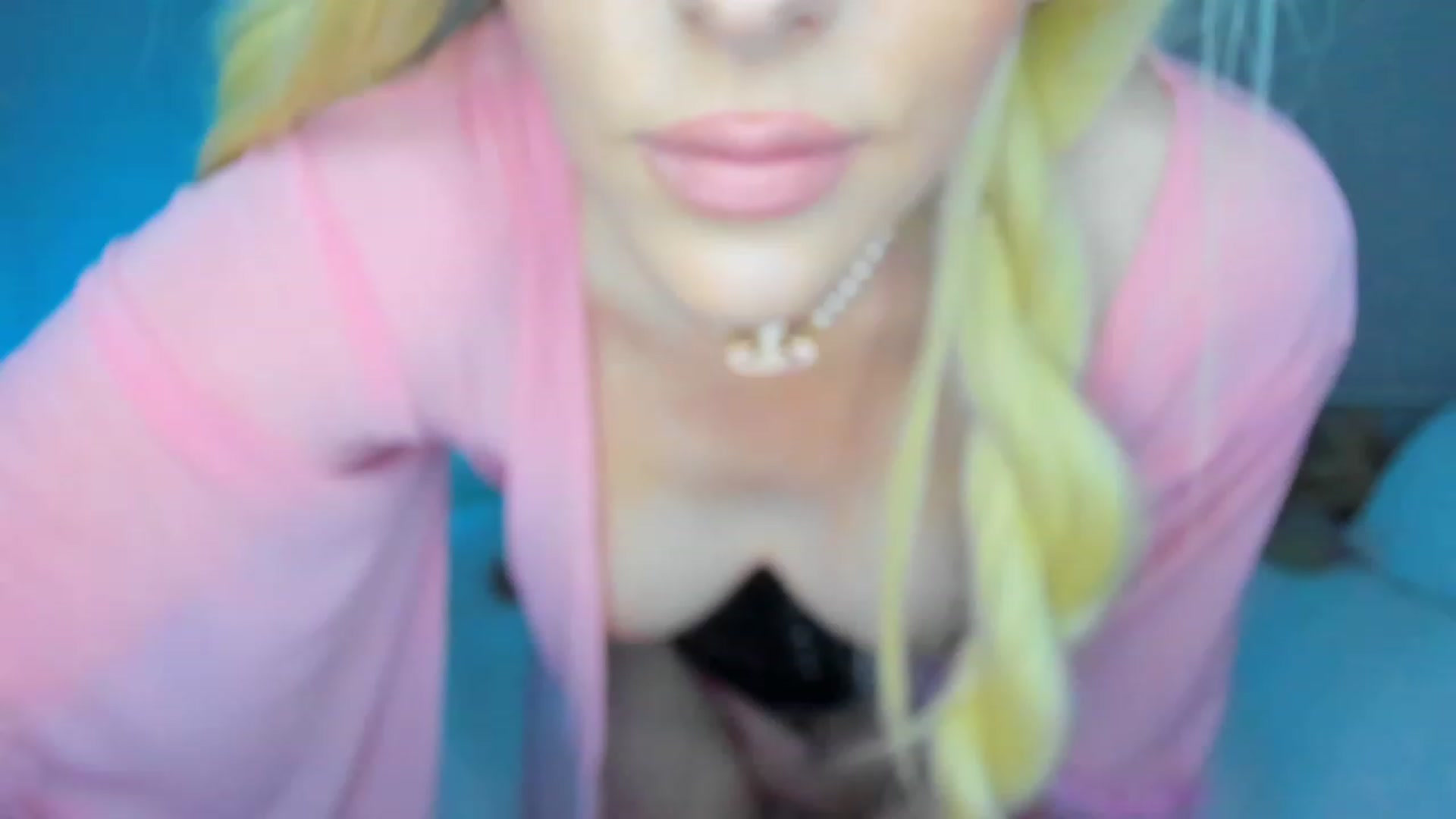Gallery image thumbnail from SugarrrHolic's myfreecams stream on, 01/20/2023, 23:28 image 7 of 20