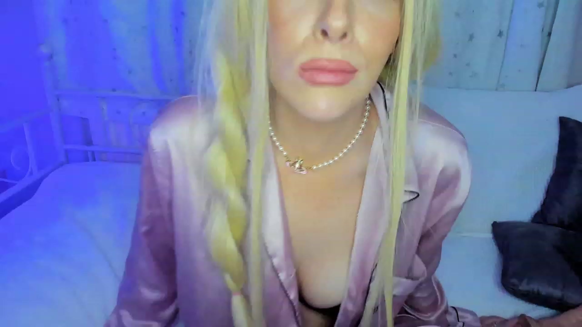 Gallery image thumbnail from SugarrrHolic's myfreecams stream on, 01/21/2023, 23:36 image 3 of 20