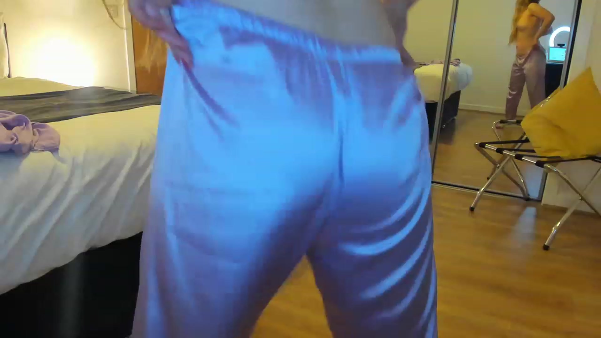 Gallery image thumbnail from SugarrrHolic's myfreecams stream on, 01/27/2023, 21:40 image 3 of 20