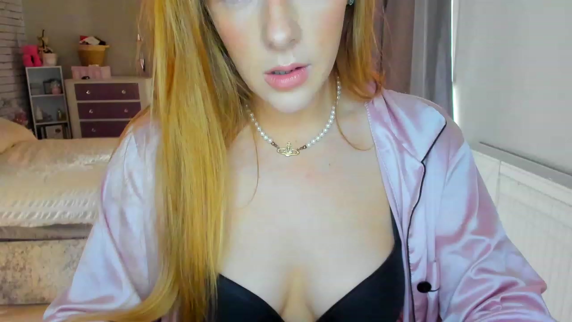 Gallery image thumbnail from SugarrrHolic's myfreecams stream on, 02/05/2023, 14:21 image 3 of 20