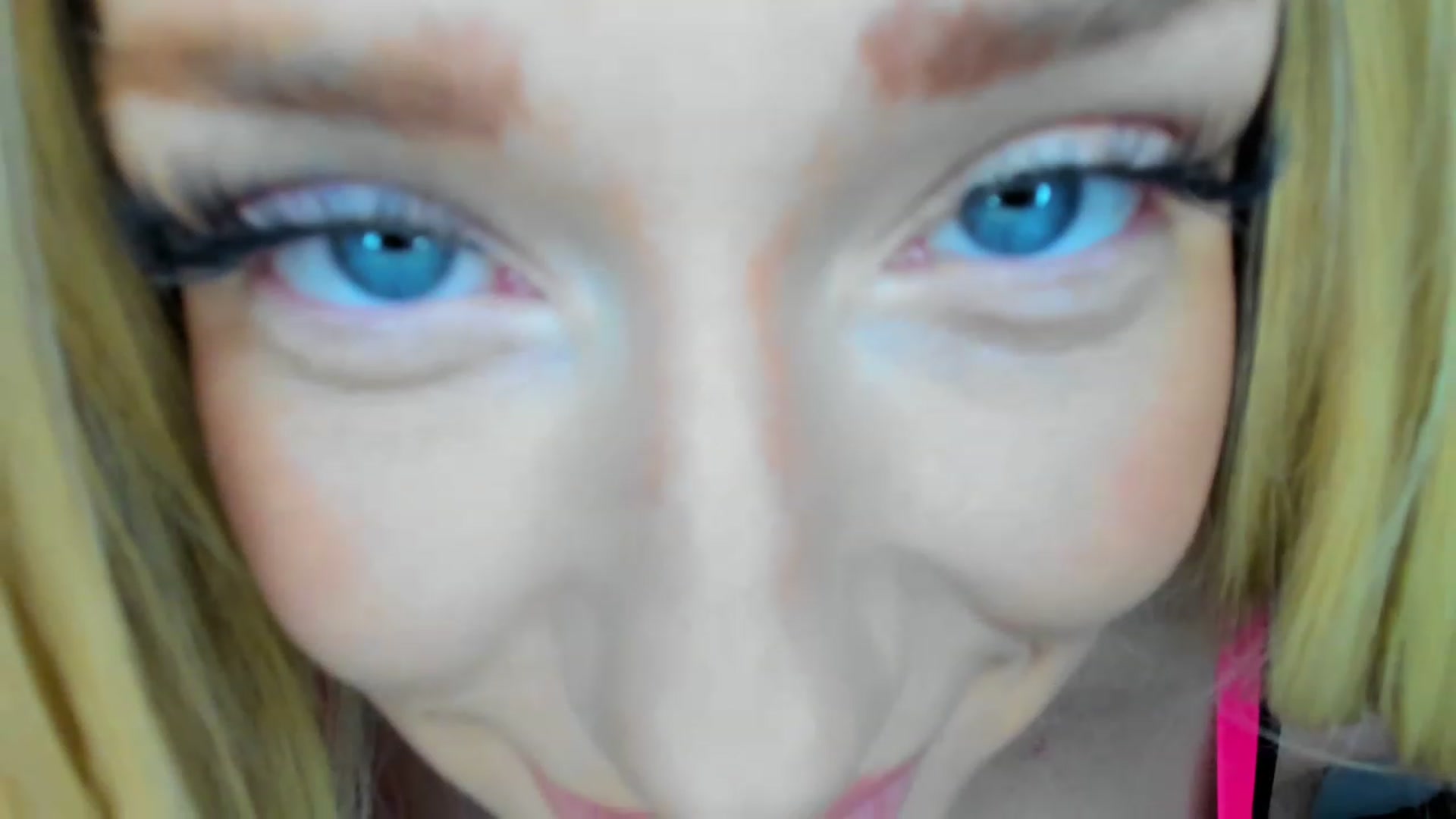 Gallery image thumbnail from SugarrrHolic's myfreecams stream on, 02/17/2023, 22:19 image 18 of 20