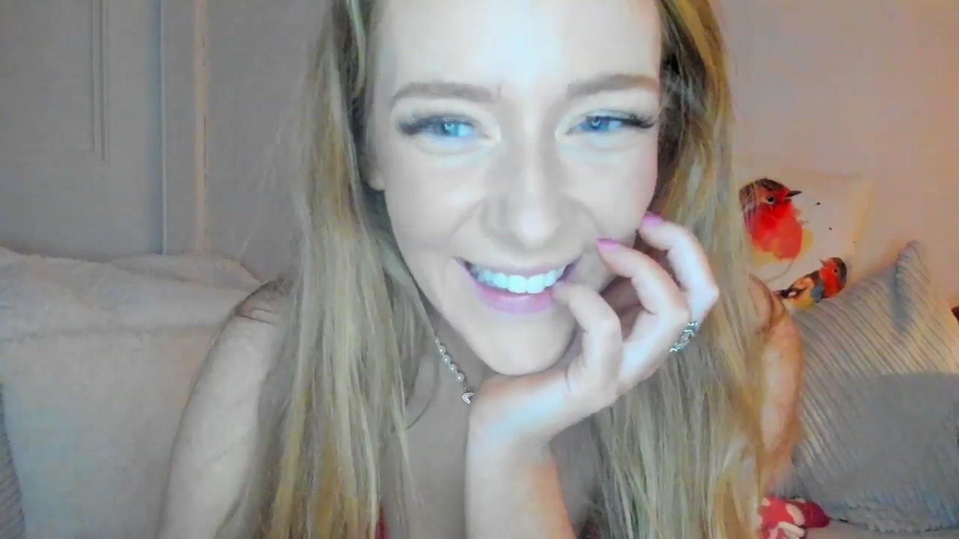 Gallery image thumbnail from SugarrrHolic's myfreecams stream on, 11/09/2023, 18:00 image 19 of 20