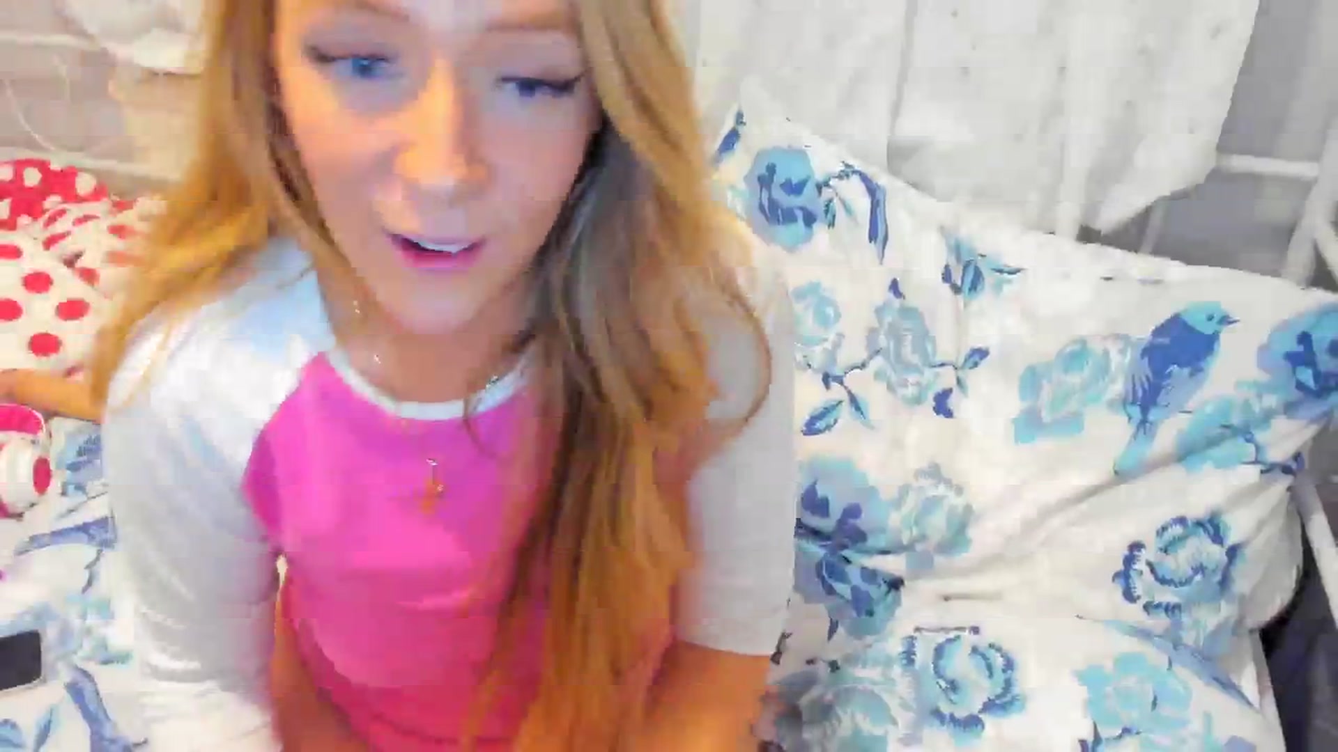 Gallery image thumbnail from SugarrrHolic's myfreecams stream on, 11/16/2023, 02:00 image 10 of 20