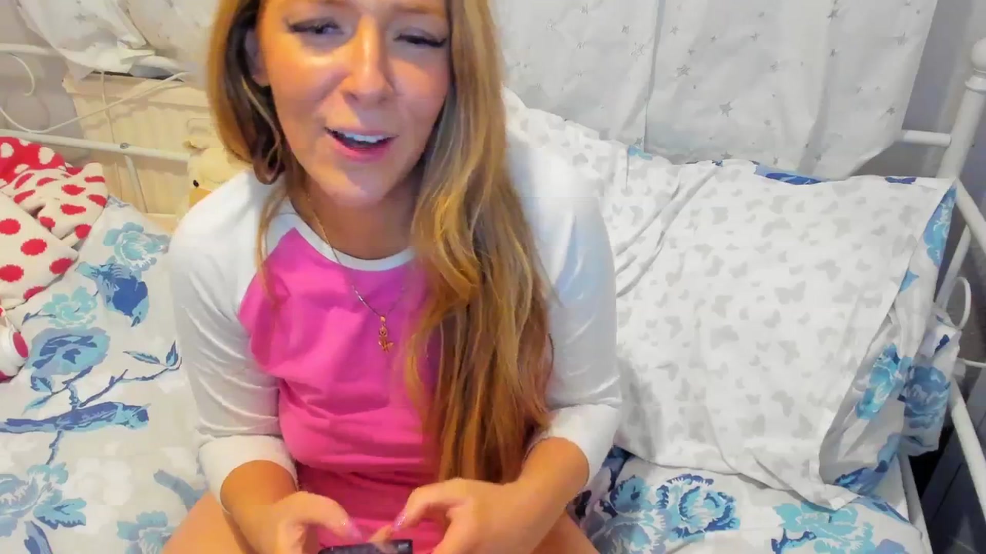 Gallery image thumbnail from SugarrrHolic's myfreecams stream on, 11/16/2023, 02:00 image 20 of 20