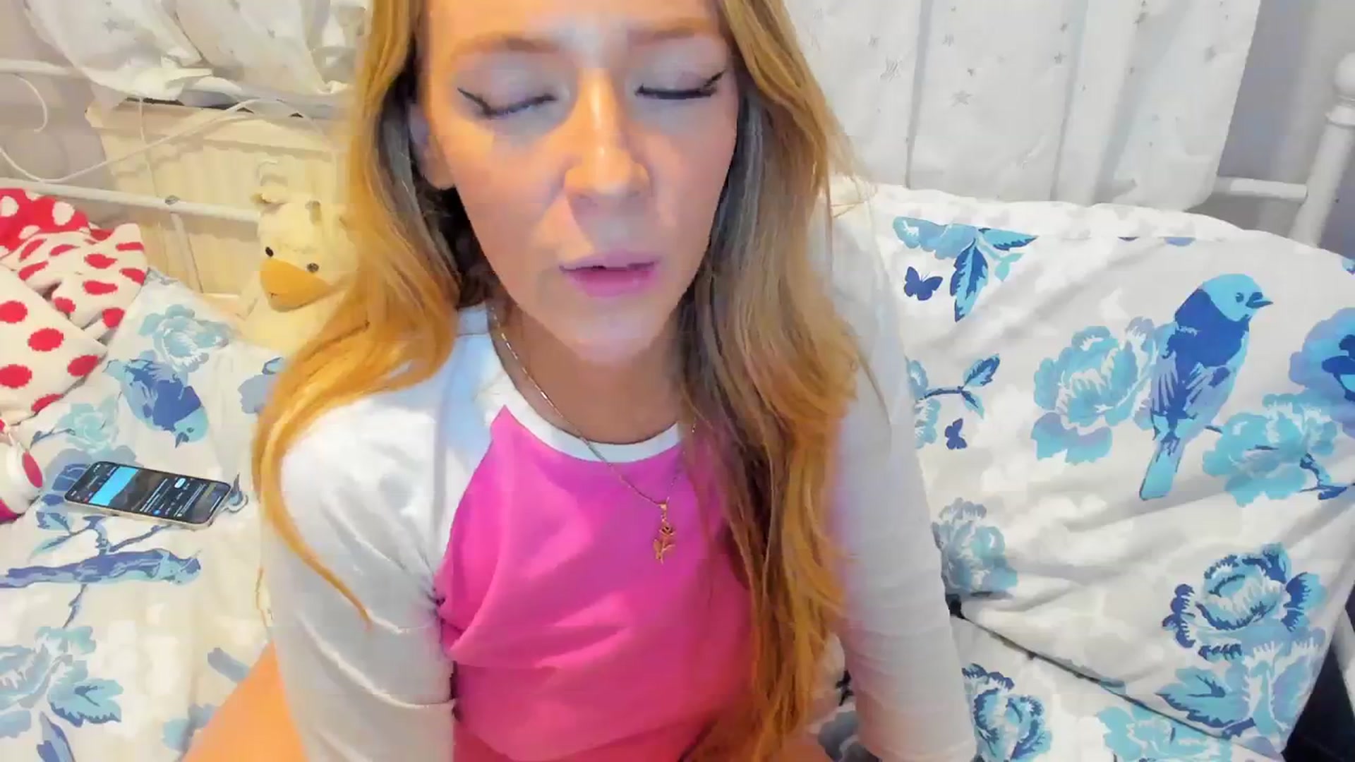 Gallery image thumbnail from SugarrrHolic's myfreecams stream on, 11/16/2023, 02:00 image 18 of 20