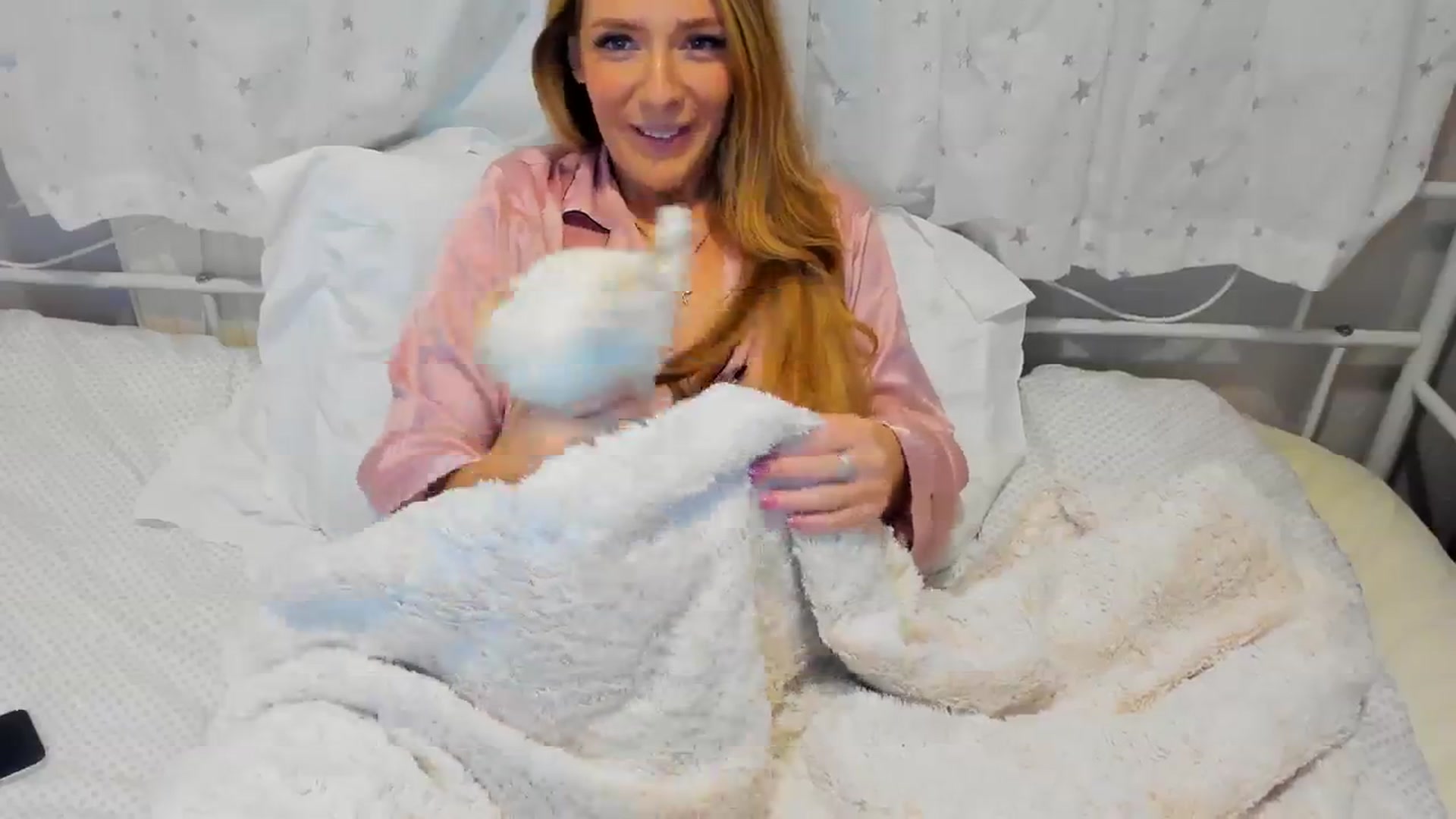 Gallery image thumbnail from SugarrrHolic's myfreecams stream on, 11/16/2023, 20:22 image 2 of 20