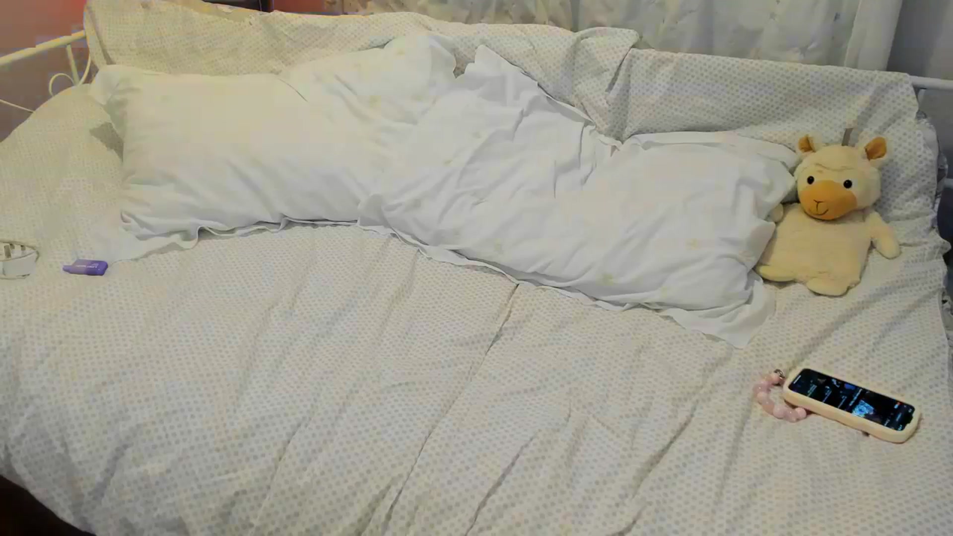 Gallery image thumbnail from SugarrrHolic's myfreecams stream on, 11/19/2023, 21:37 image 17 of 20