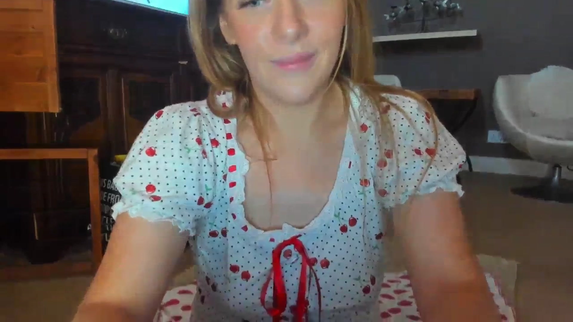Gallery image thumbnail from SugarrrHolic's myfreecams stream on, 11/23/2023, 14:52 image 11 of 20