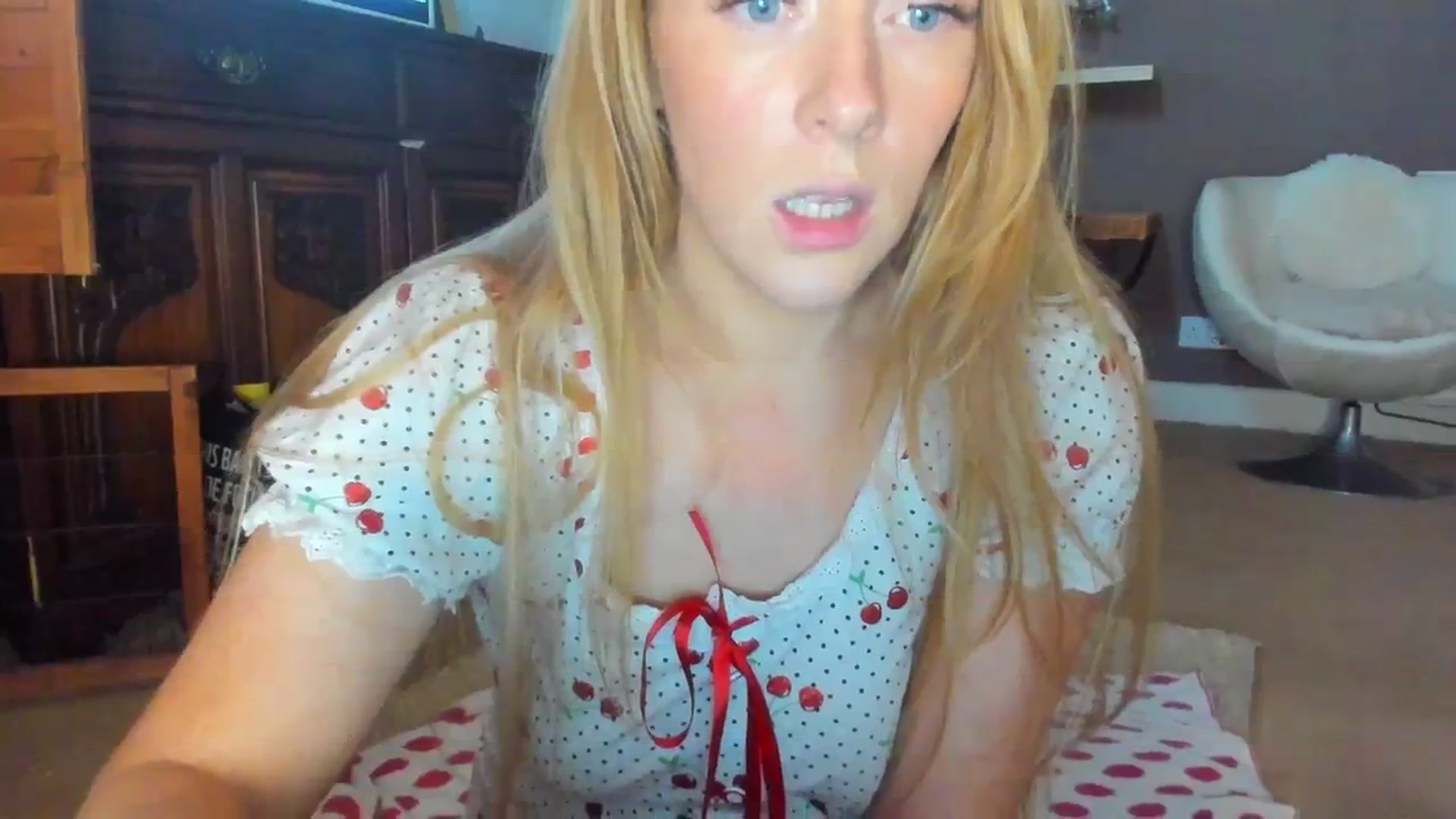 Gallery image thumbnail from SugarrrHolic's myfreecams stream on, 11/23/2023, 14:52 image 19 of 20