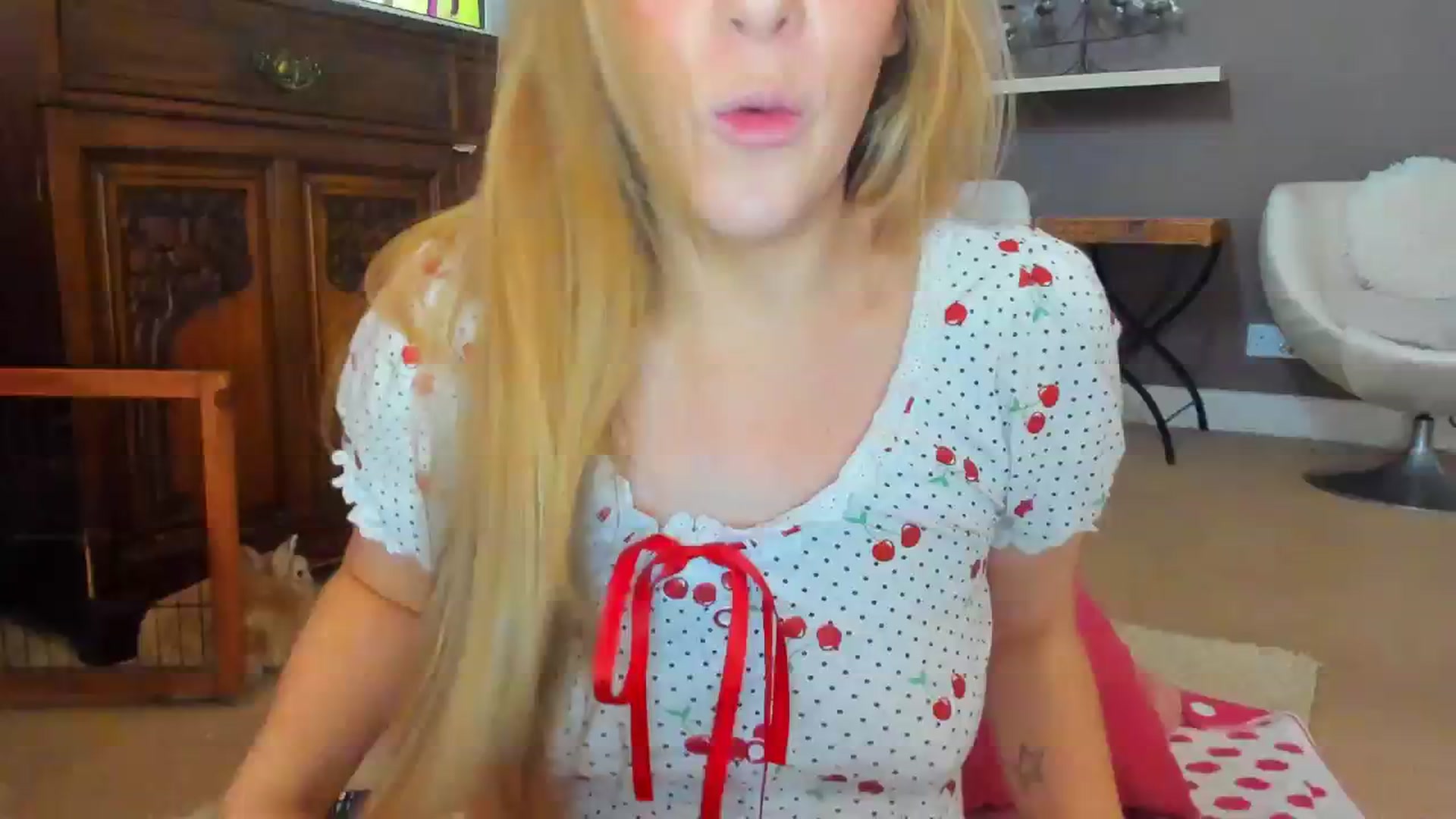 Gallery image thumbnail from SugarrrHolic's myfreecams stream on, 11/23/2023, 14:52 image 3 of 20