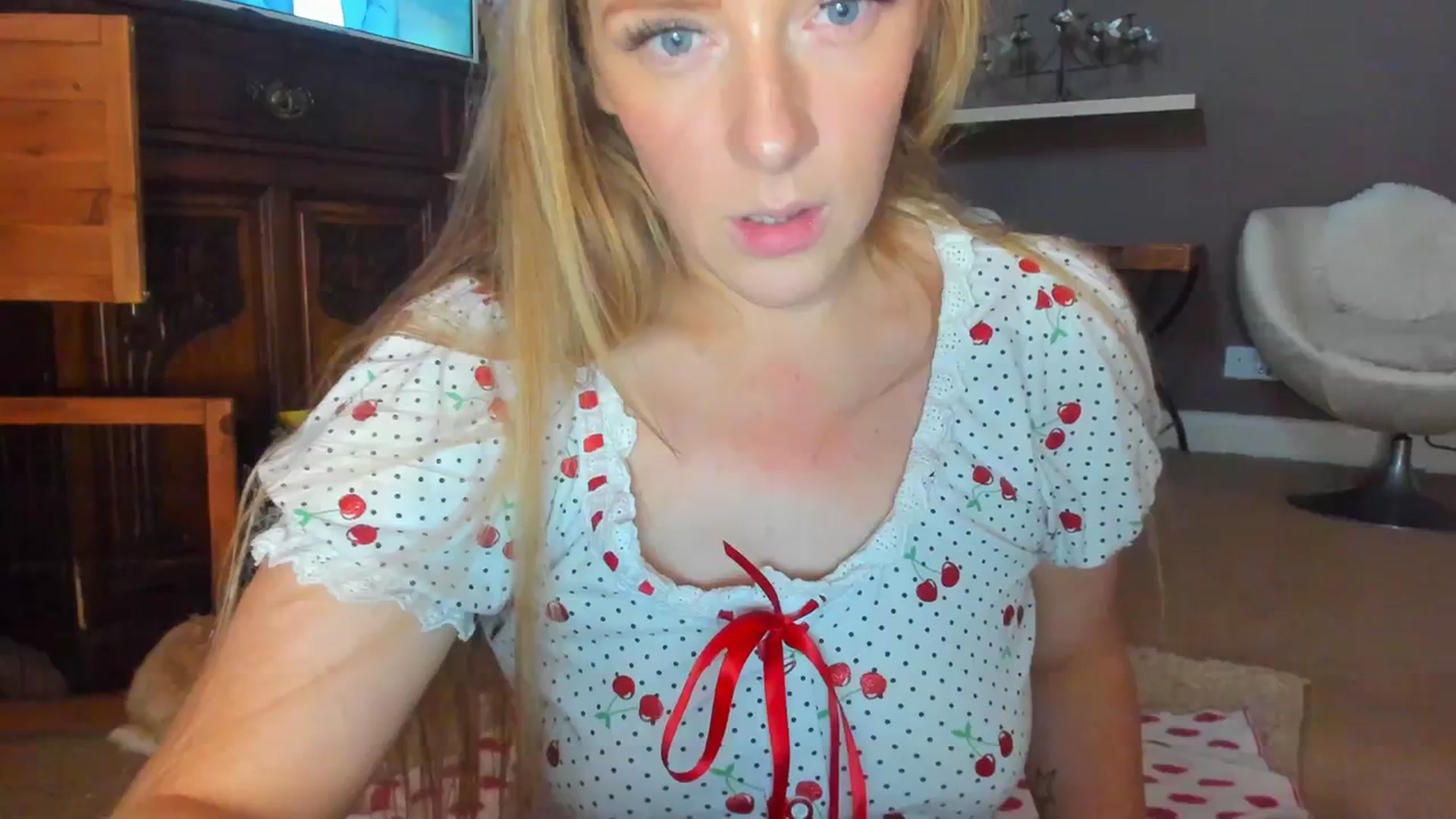 Gallery image thumbnail from SugarrrHolic's myfreecams stream on, 11/23/2023, 14:52 image 17 of 20
