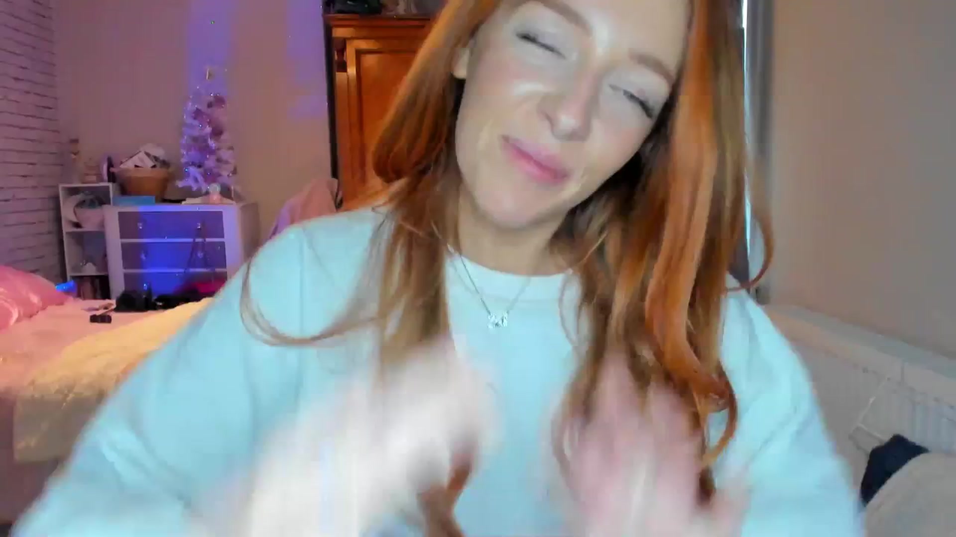 Gallery image thumbnail from SugarrrHolic's myfreecams stream on, 12/03/2023, 14:21 image 18 of 20
