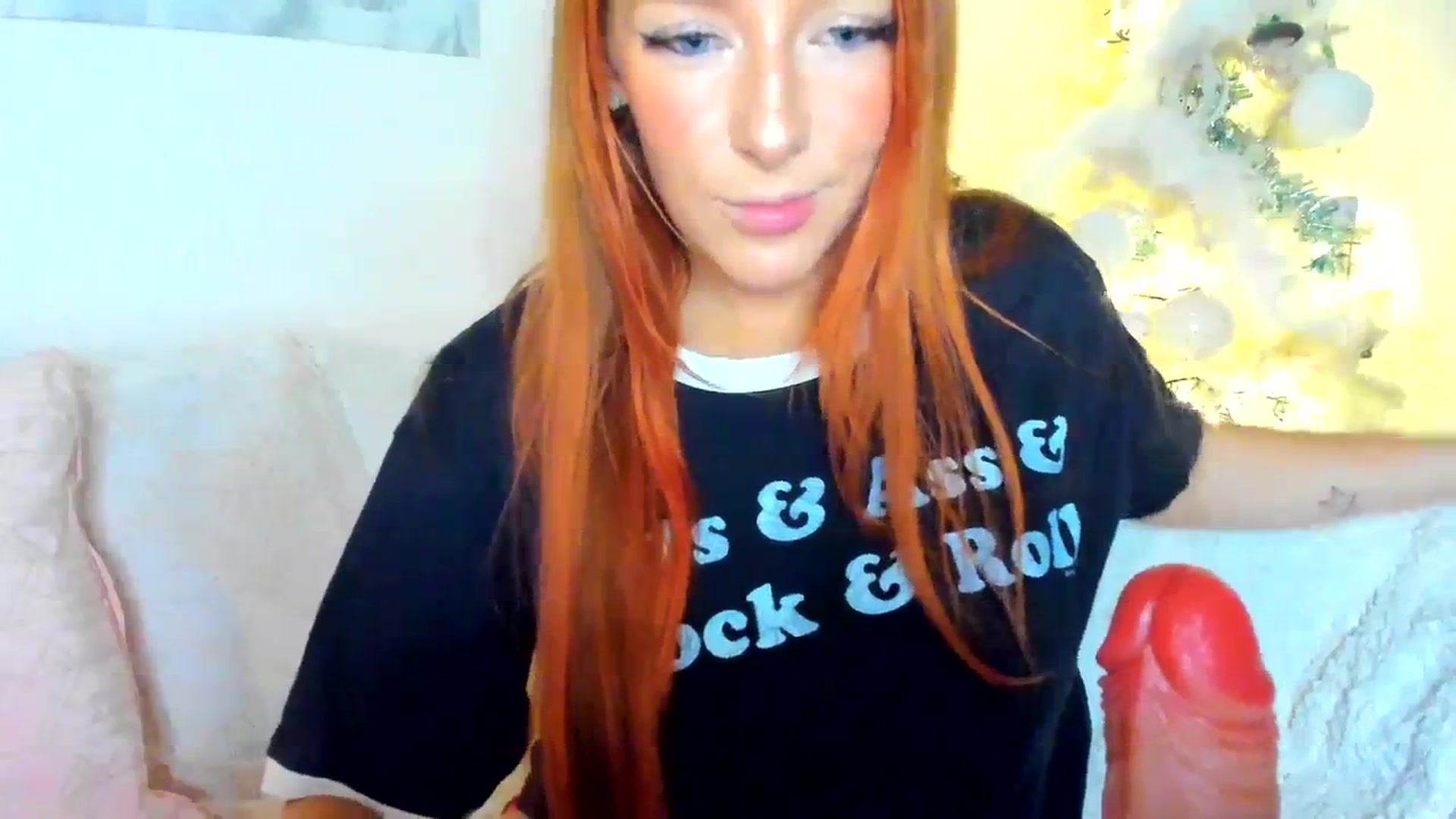 Gallery image thumbnail from SugarrrHolic's myfreecams stream on, 12/22/2023, 20:38 image 7 of 20