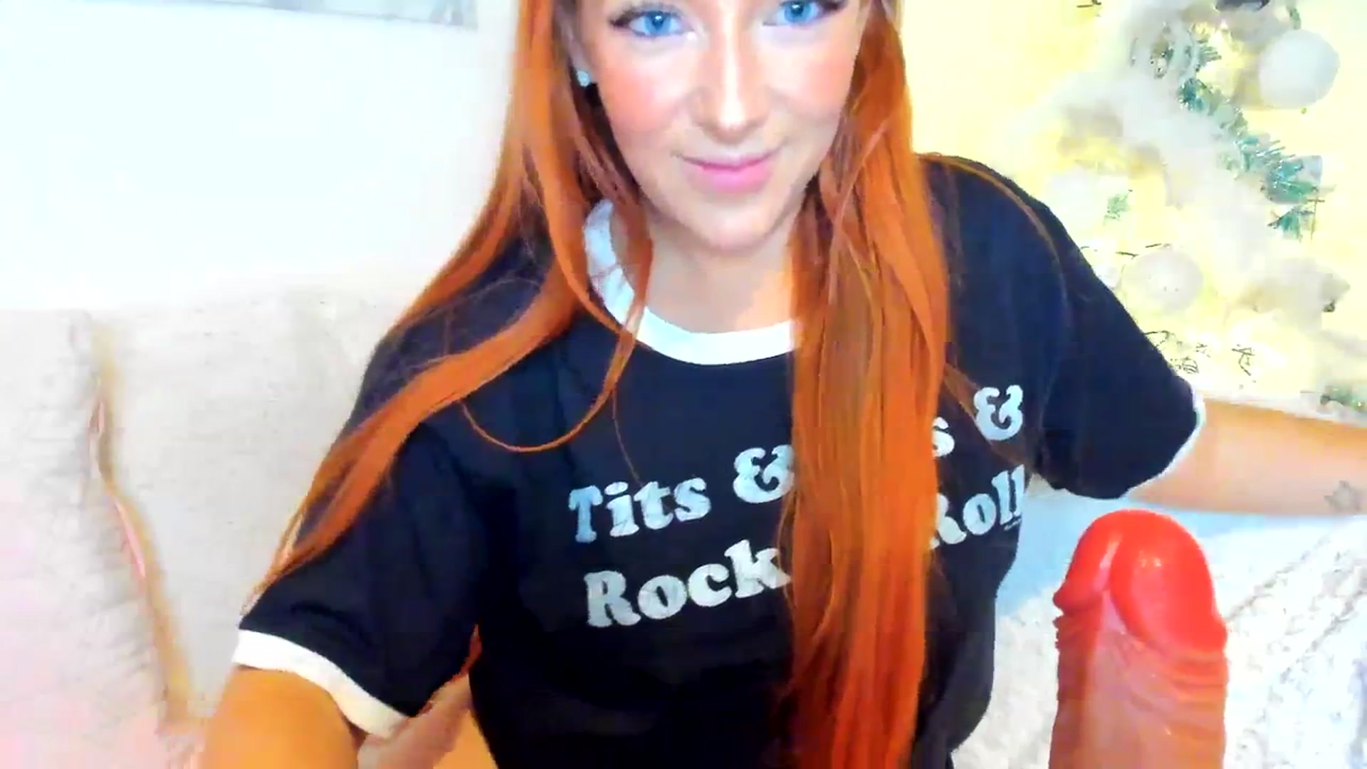 Gallery image thumbnail from SugarrrHolic's myfreecams stream on, 12/22/2023, 20:38 image 4 of 20