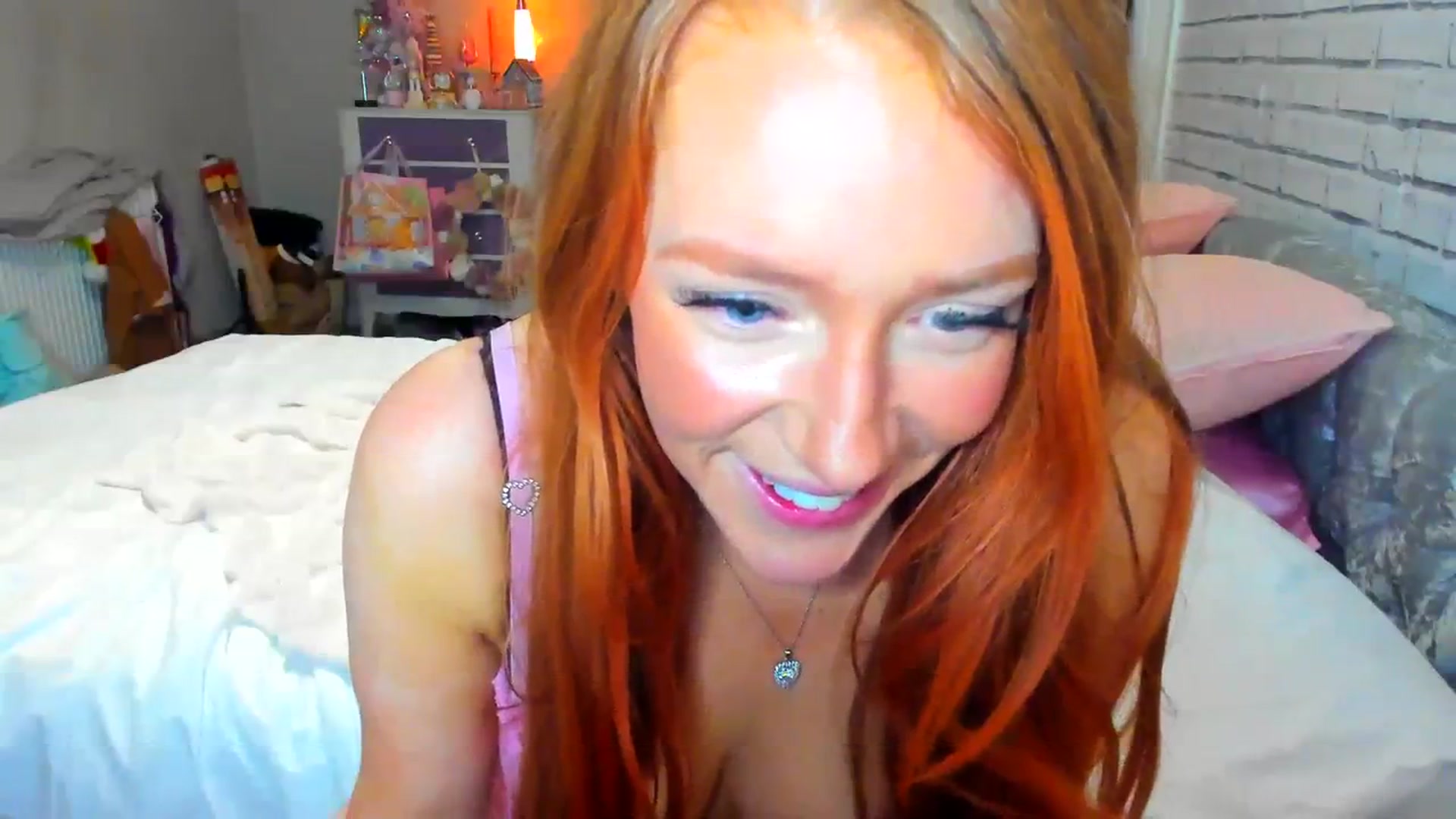 Gallery image thumbnail from SugarrrHolic's myfreecams stream on, 12/30/2023, 01:06 image 10 of 20