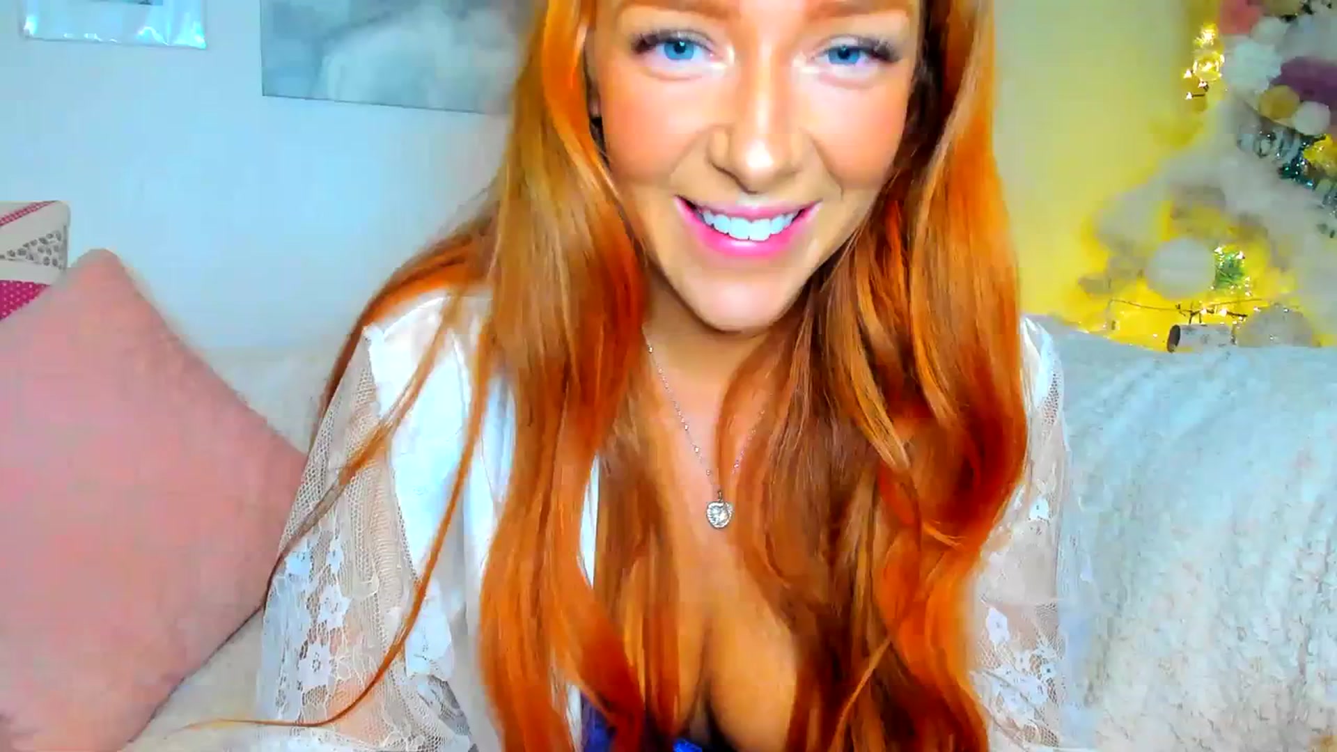 Gallery image thumbnail from SugarrrHolic's myfreecams stream on, 12/31/2023, 21:12 image 1 of 20