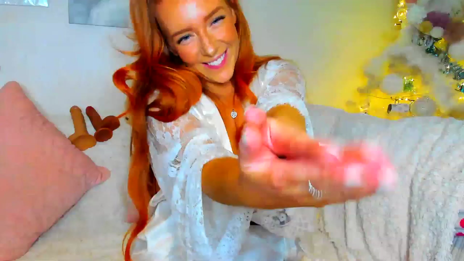 Gallery image thumbnail from SugarrrHolic's myfreecams stream on, 12/31/2023, 21:12 image 5 of 20