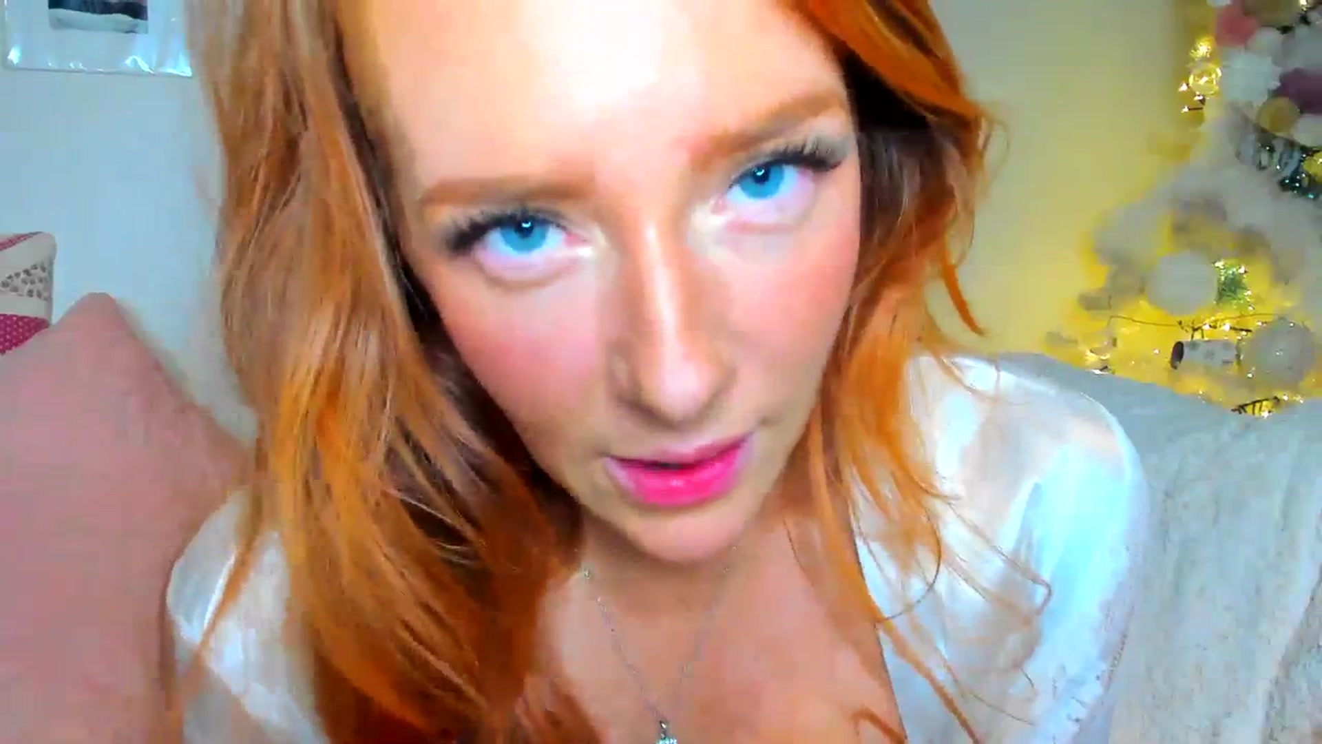 Gallery image thumbnail from SugarrrHolic's myfreecams stream on, 12/31/2023, 22:29 image 13 of 20