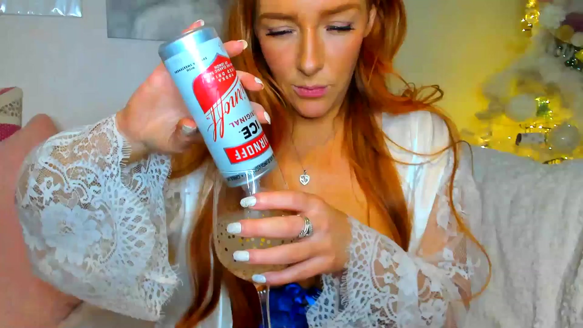 Gallery image thumbnail from SugarrrHolic's myfreecams stream on, 12/31/2023, 22:29 image 8 of 20