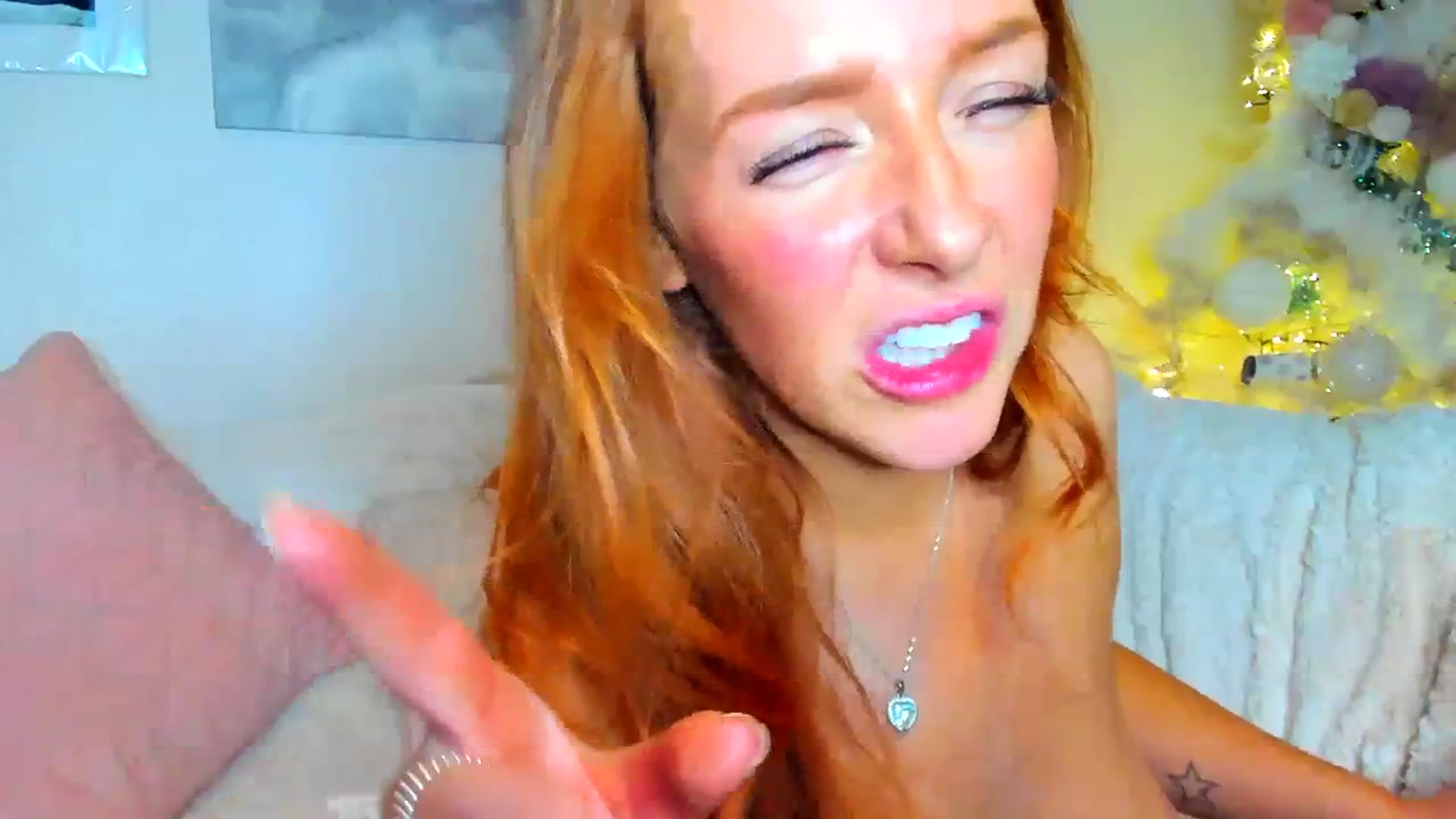 Gallery image thumbnail from SugarrrHolic's myfreecams stream on, 01/01/2024, 24:02 image 9 of 20