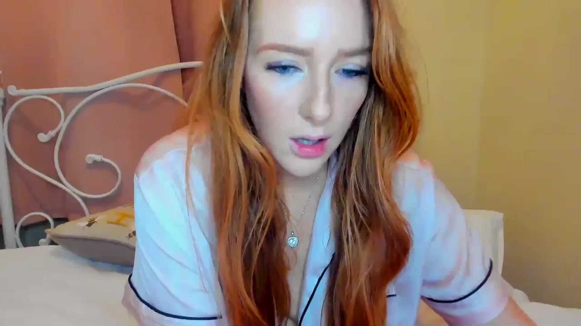 Gallery image thumbnail from SugarrrHolic's myfreecams stream on, 01/05/2024, 01:50 image 17 of 20