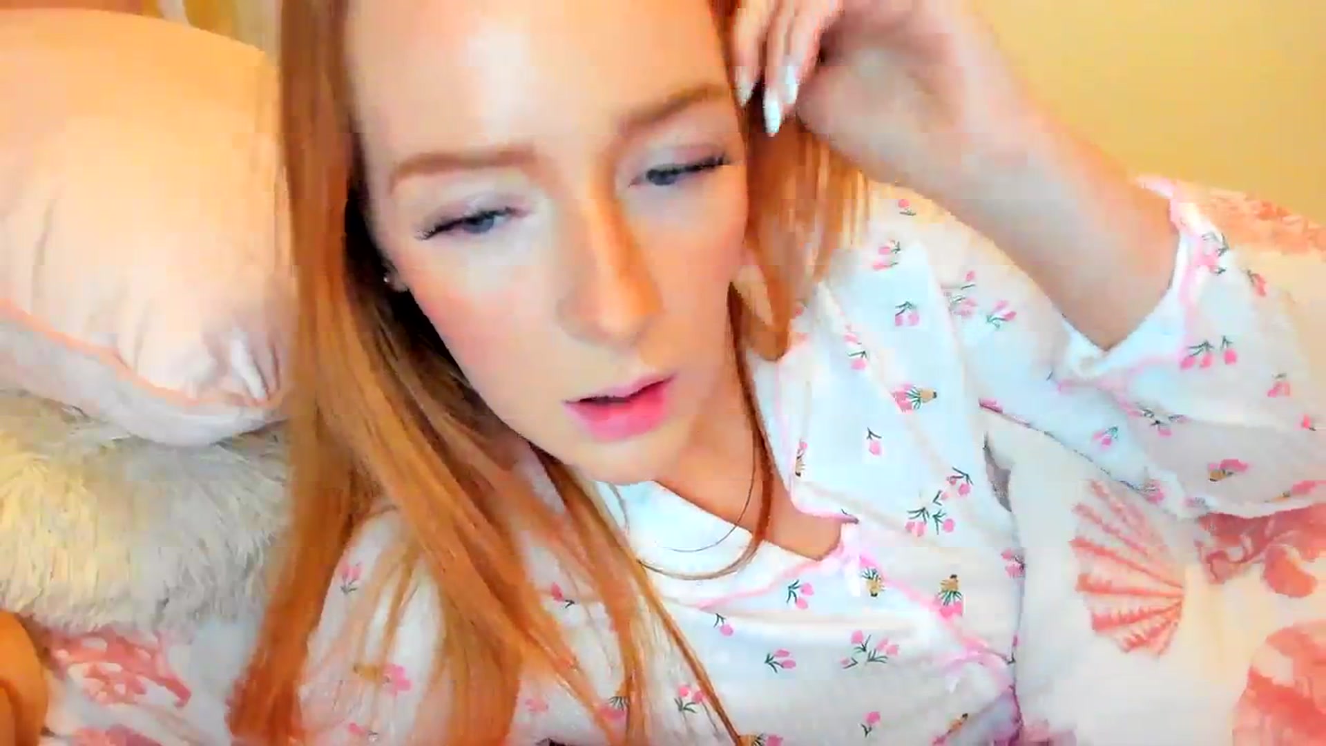 Gallery image thumbnail from SugarrrHolic's myfreecams stream on, 01/11/2024, 24:01 image 10 of 20