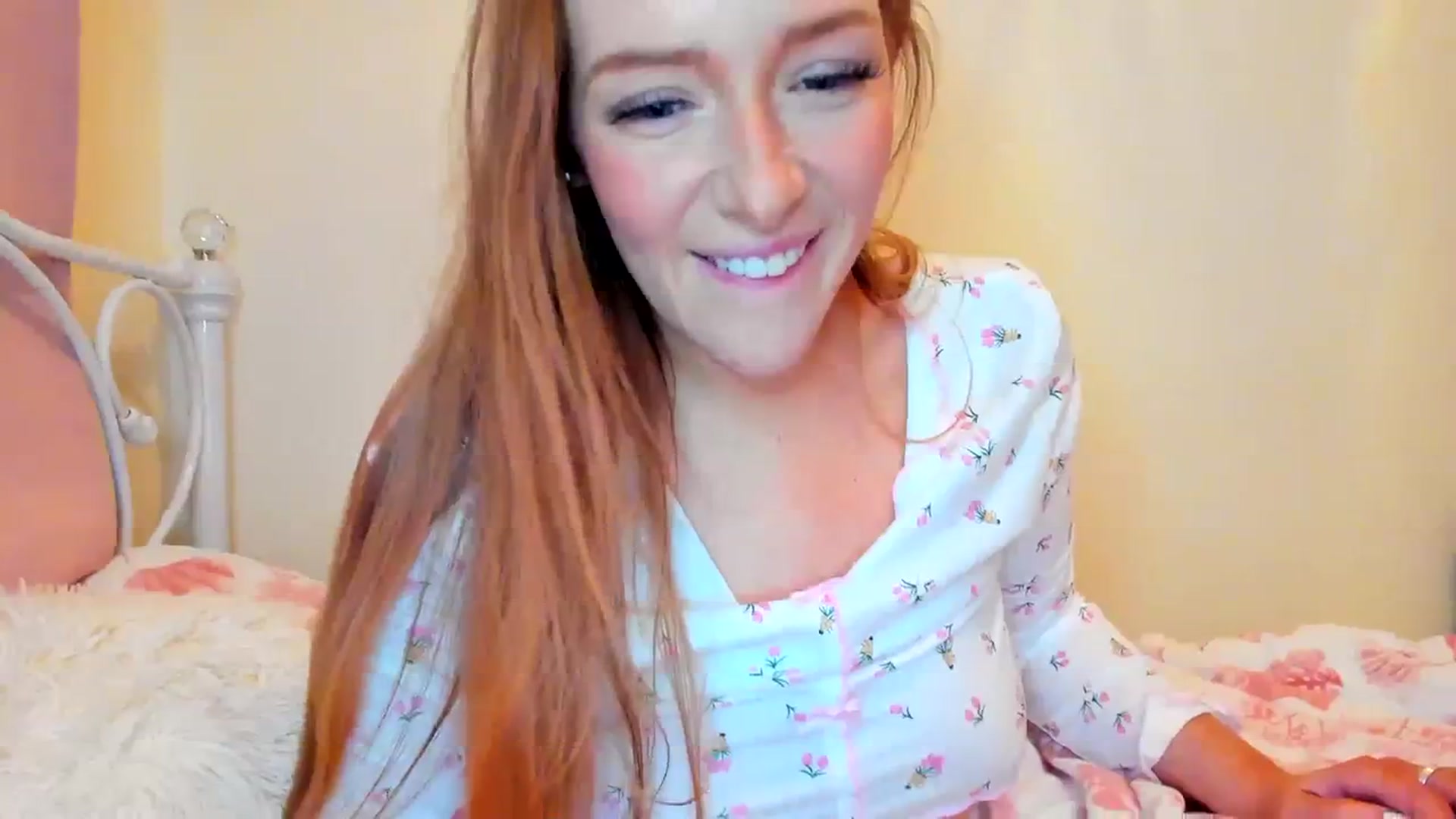 Gallery image thumbnail from SugarrrHolic's myfreecams stream on, 01/11/2024, 24:01 image 15 of 20