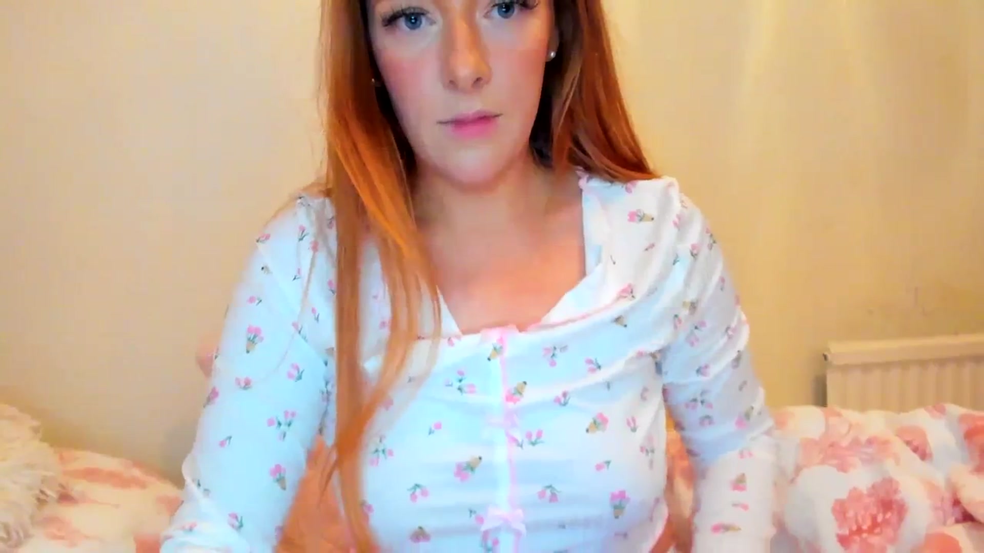 Gallery image thumbnail from SugarrrHolic's myfreecams stream on, 01/11/2024, 24:53 image 17 of 20