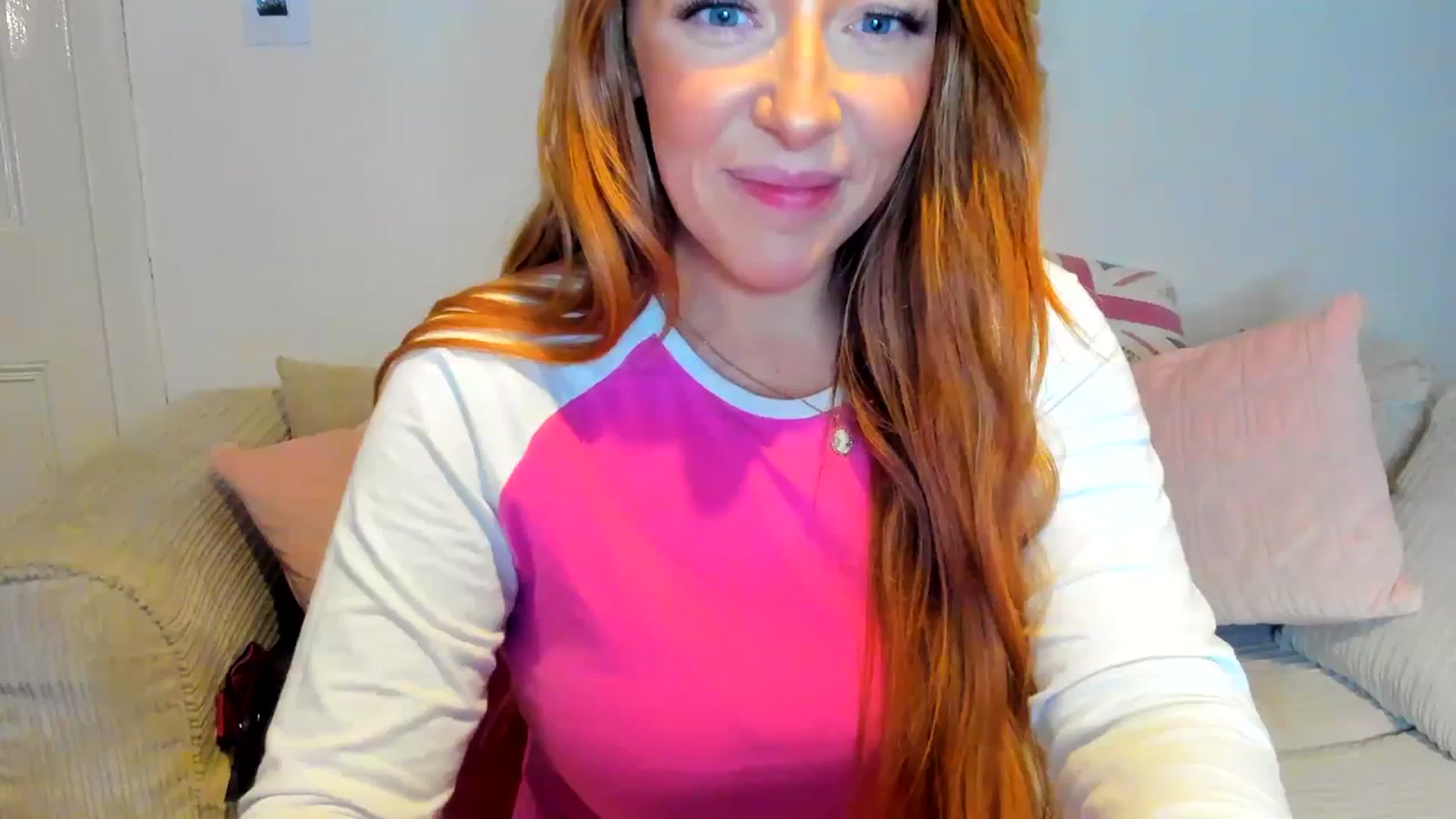 Gallery image thumbnail from SugarrrHolic's myfreecams stream on, 01/22/2024, 01:23 image 1 of 20
