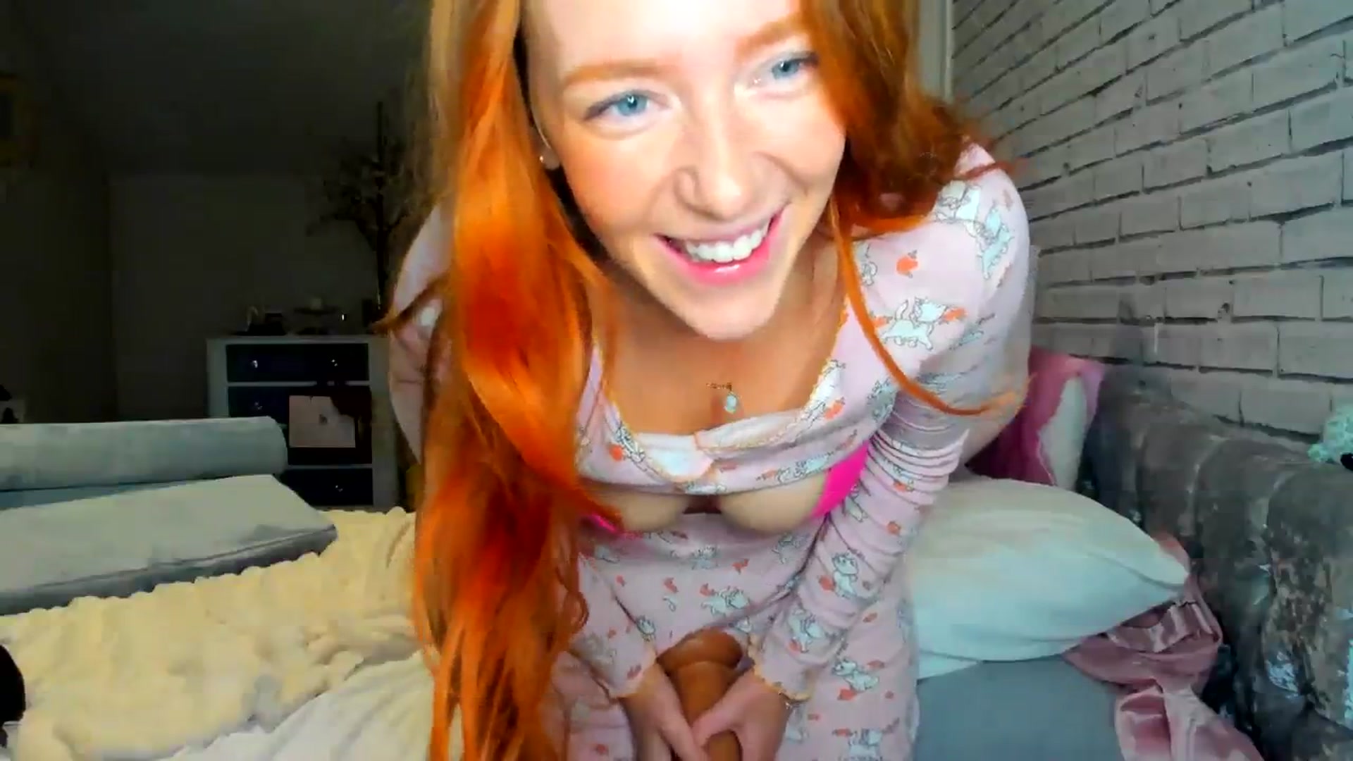 Gallery image thumbnail from SugarrrHolic's myfreecams stream on, 01/24/2024, 15:11 image 17 of 20