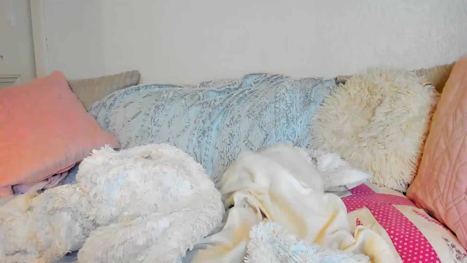 Gallery image thumbnail from SugarrrHolic's myfreecams stream on, 02/10/2024, 23:14 image 15 of 20