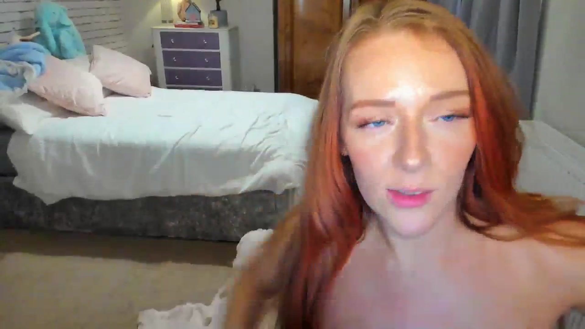 Gallery image thumbnail from SugarrrHolic's myfreecams stream on, 03/29/2024, 22:21 image 5 of 20