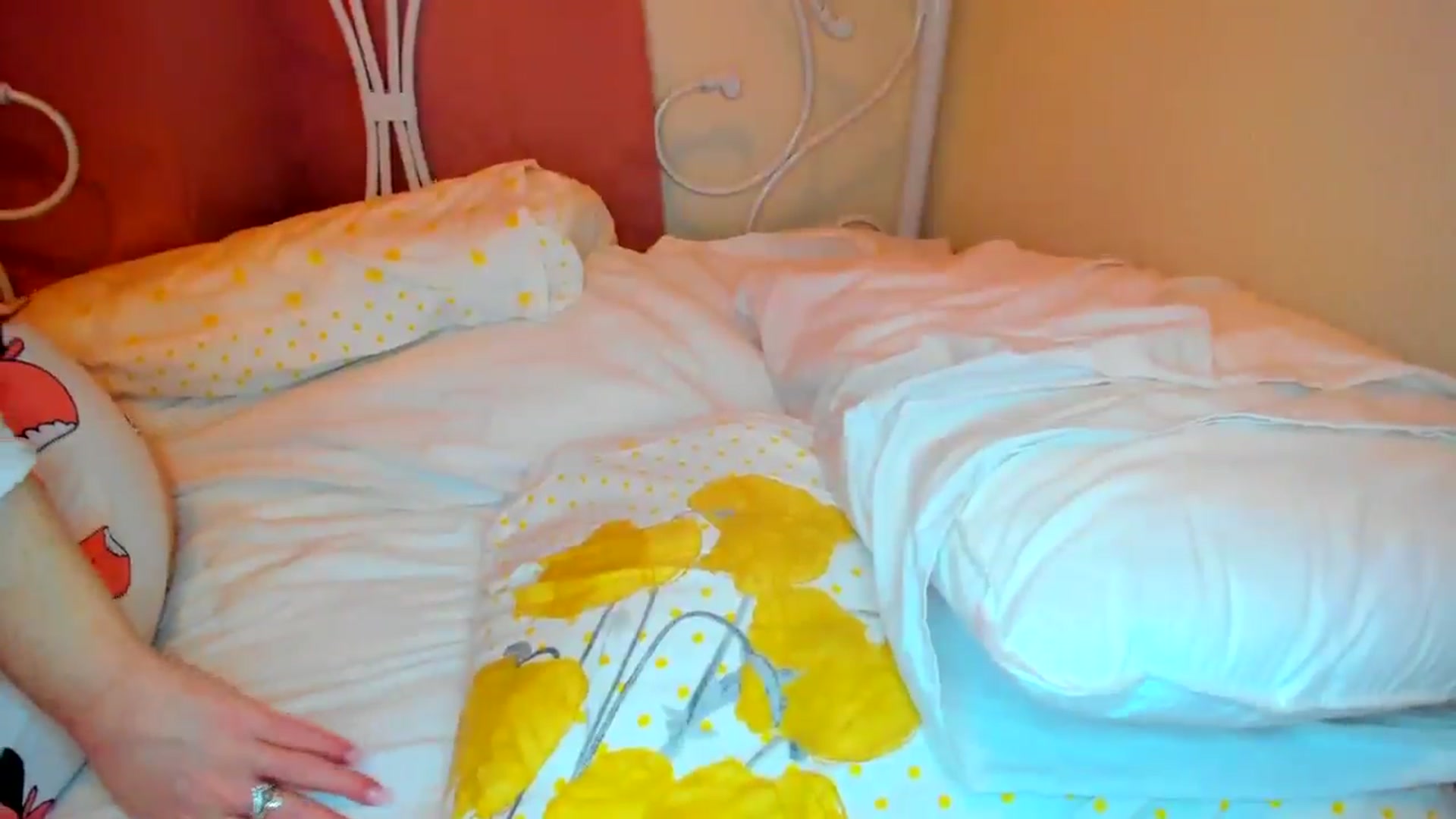 Gallery image thumbnail from SugarrrHolic's myfreecams stream on, 05/24/2024, 01:34 image 5 of 20