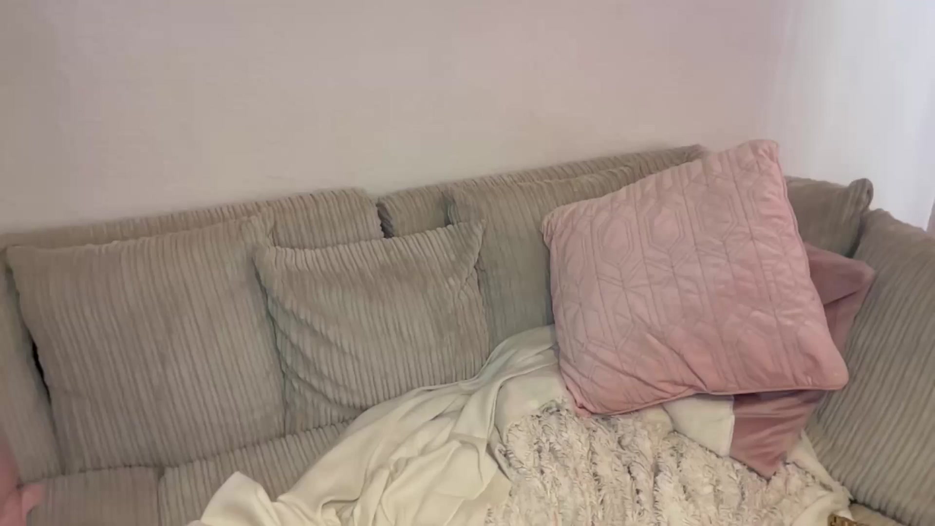 Gallery image thumbnail from SugarrrHolic's myfreecams stream on, 06/01/2024, 11:04 image 10 of 20