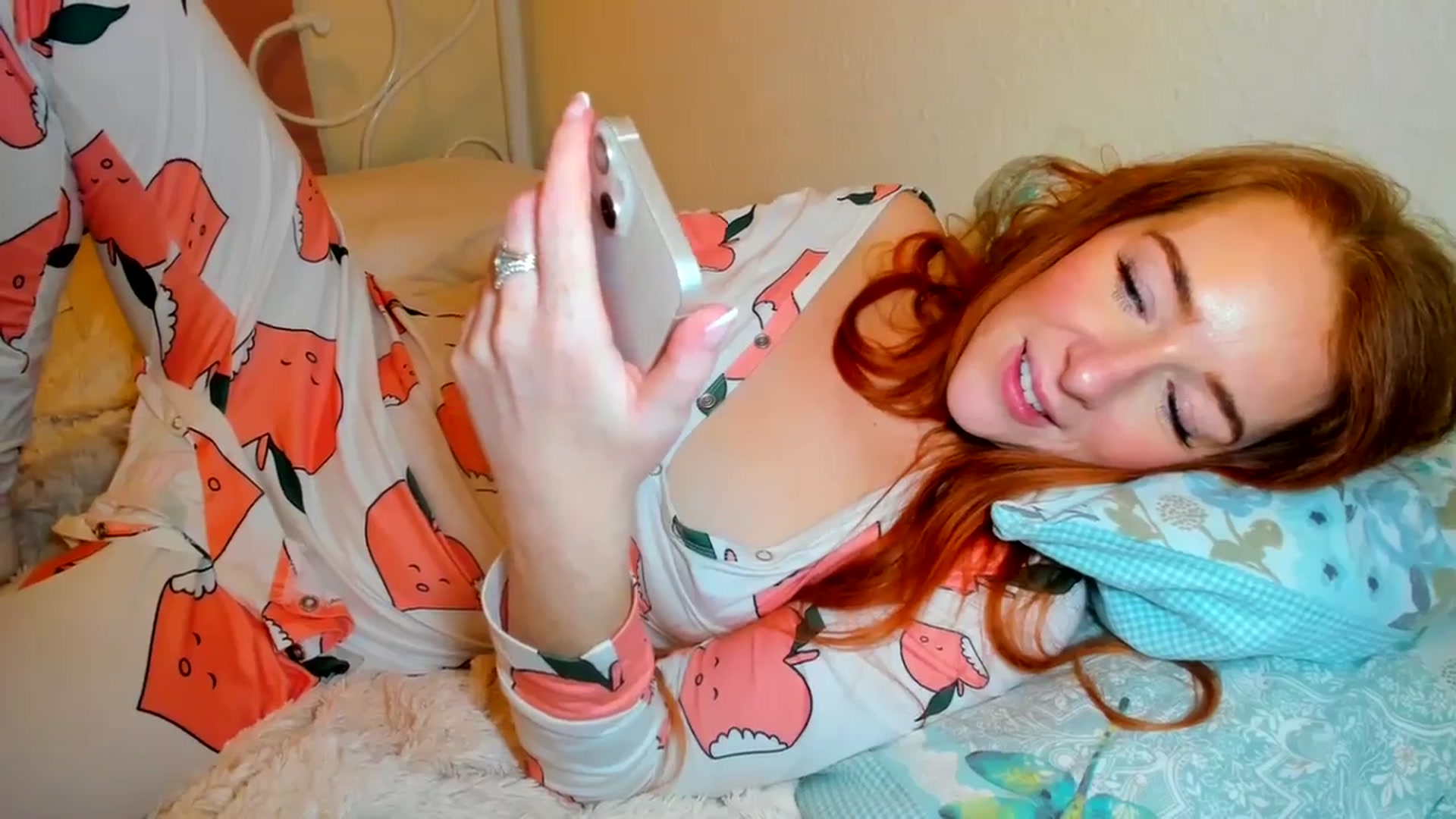 Gallery image thumbnail from SugarrrHolic's myfreecams stream on, 06/03/2024, 01:14 image 19 of 20