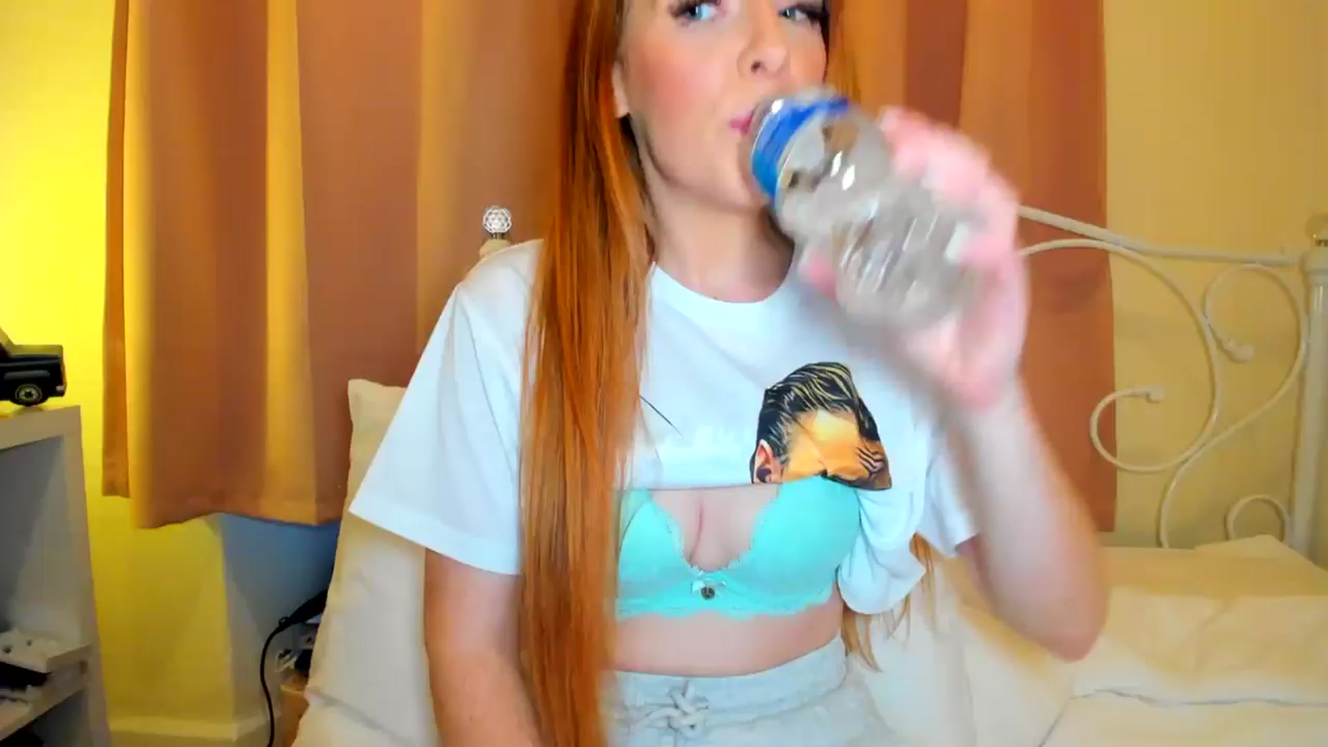 Gallery image thumbnail from SugarrrHolic's myfreecams stream on, 06/12/2024, 23:23 image 1 of 20