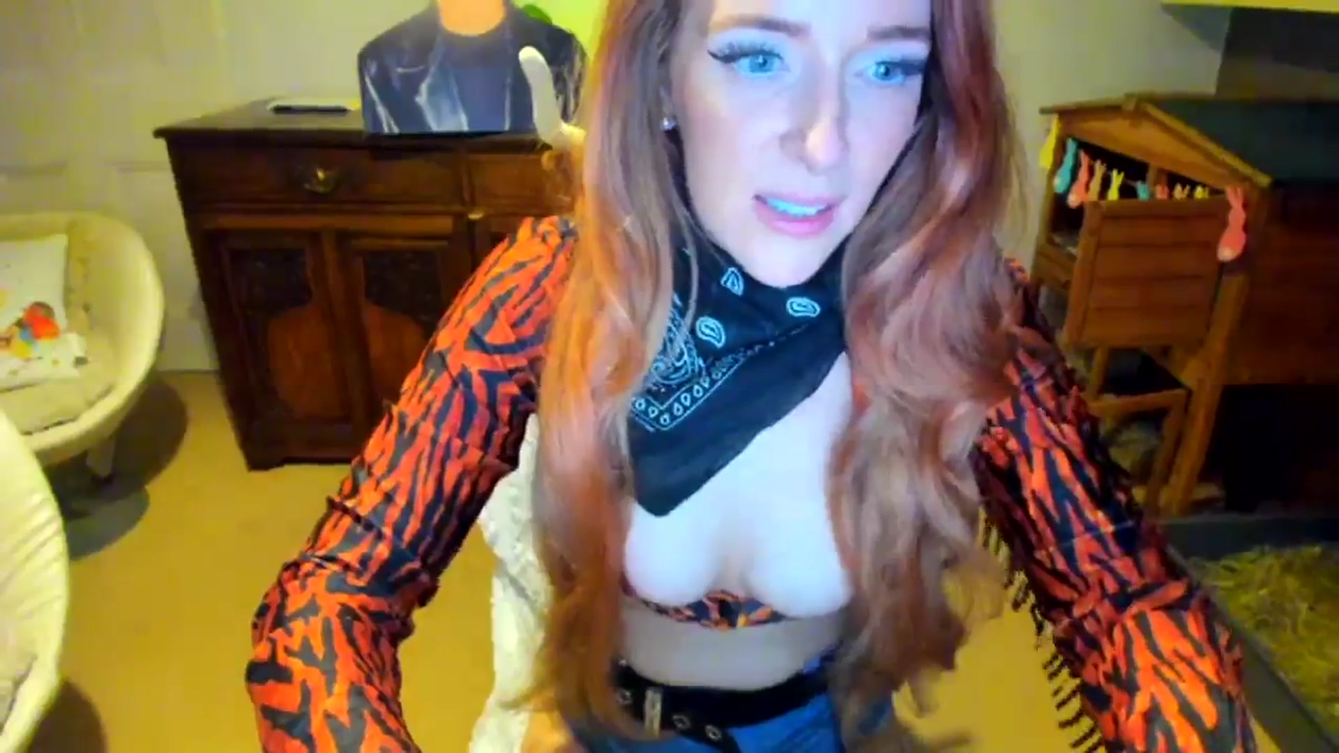 Gallery image thumbnail from SugarrrHolic's myfreecams stream on, 06/14/2024, 22:17 image 19 of 20