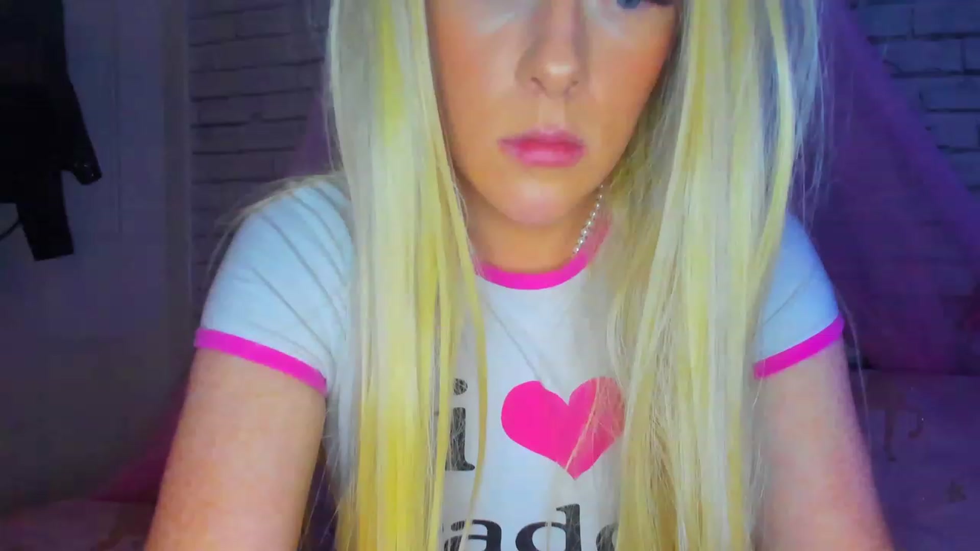 Gallery image thumbnail from SugarrrPup's myfreecams stream on, 12/03/2022, 20:59 image 1 of 20