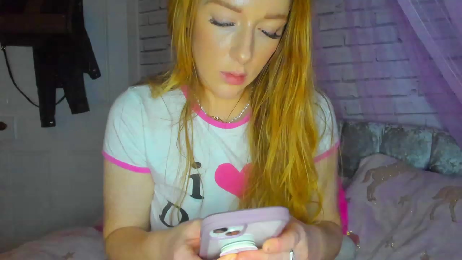 Gallery image thumbnail from SugarrrPup's myfreecams stream on, 12/03/2022, 22:09 image 20 of 20