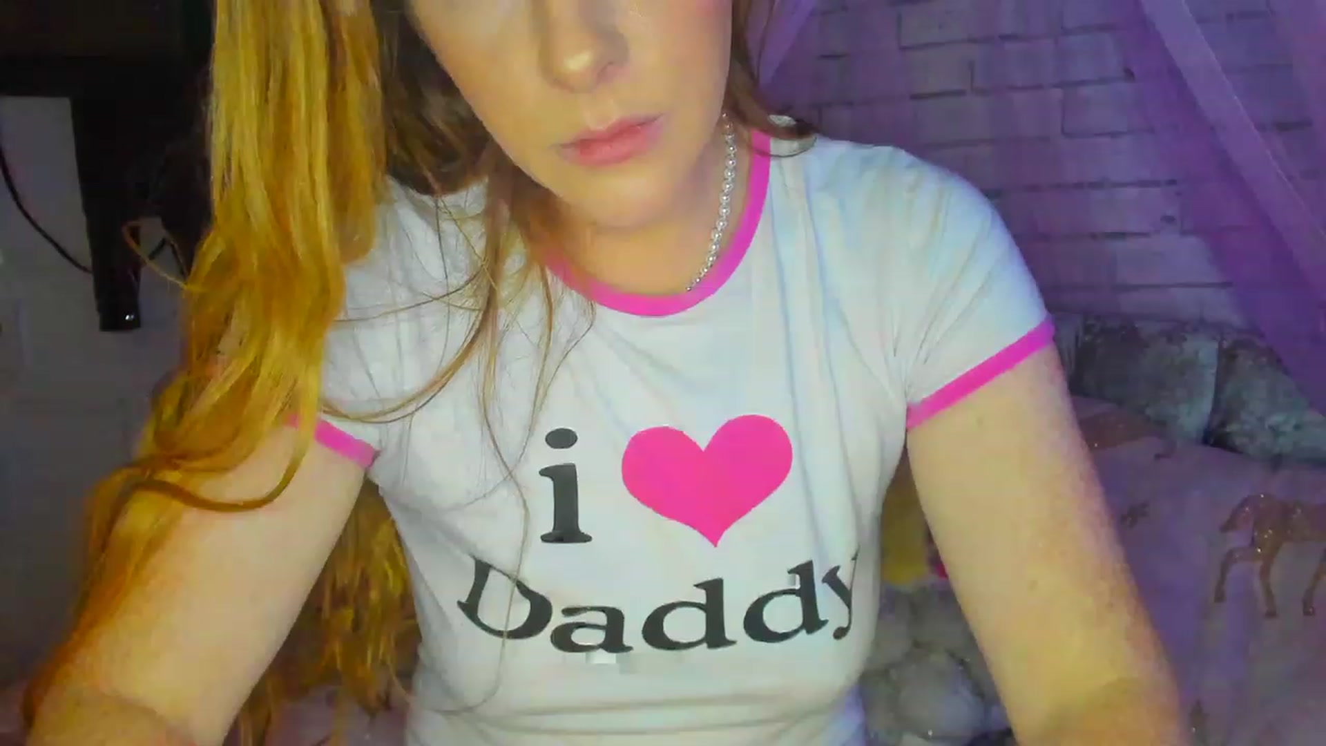 Gallery image thumbnail from SugarrrPup's myfreecams stream on, 12/03/2022, 22:09 image 14 of 20