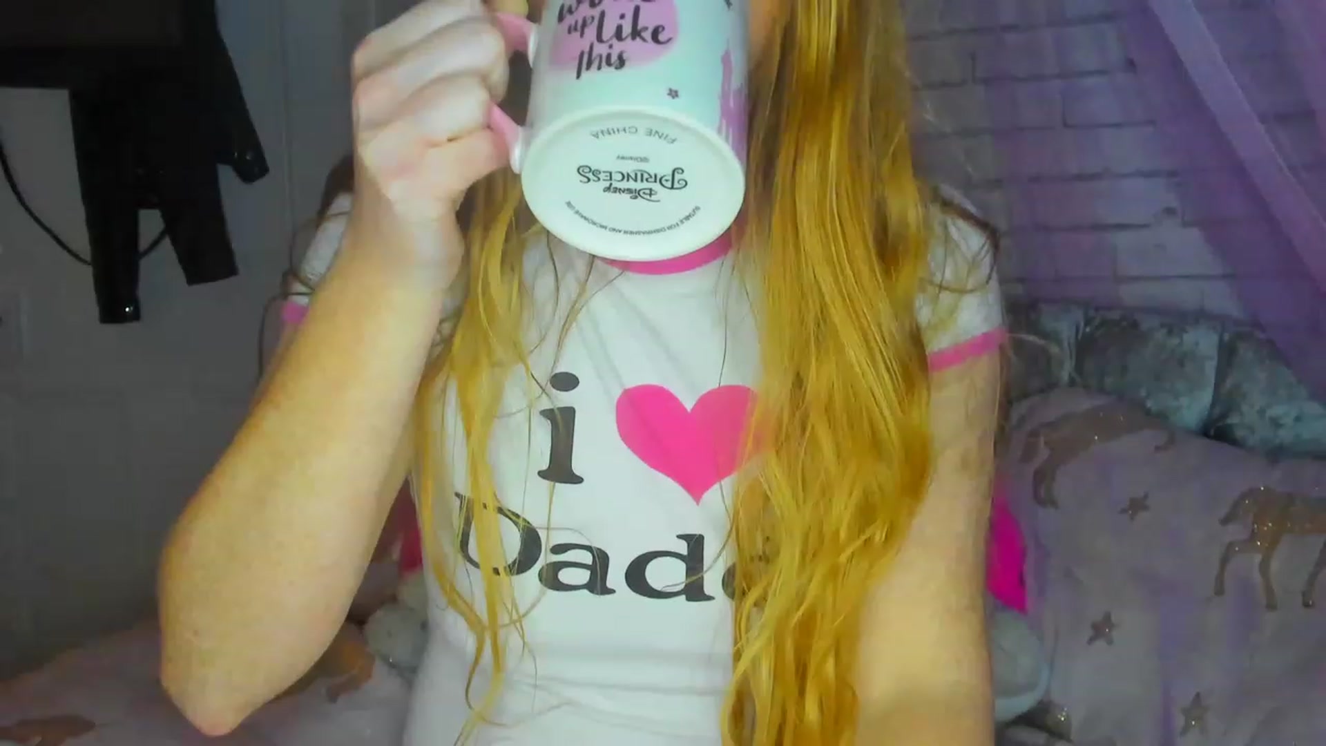 Gallery image thumbnail from SugarrrPup's myfreecams stream on, 12/03/2022, 22:09 image 13 of 20