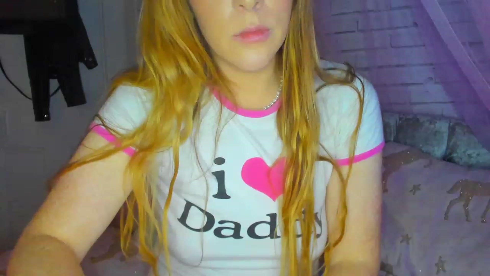 Gallery image thumbnail from SugarrrPup's myfreecams stream on, 12/03/2022, 22:09 image 17 of 20
