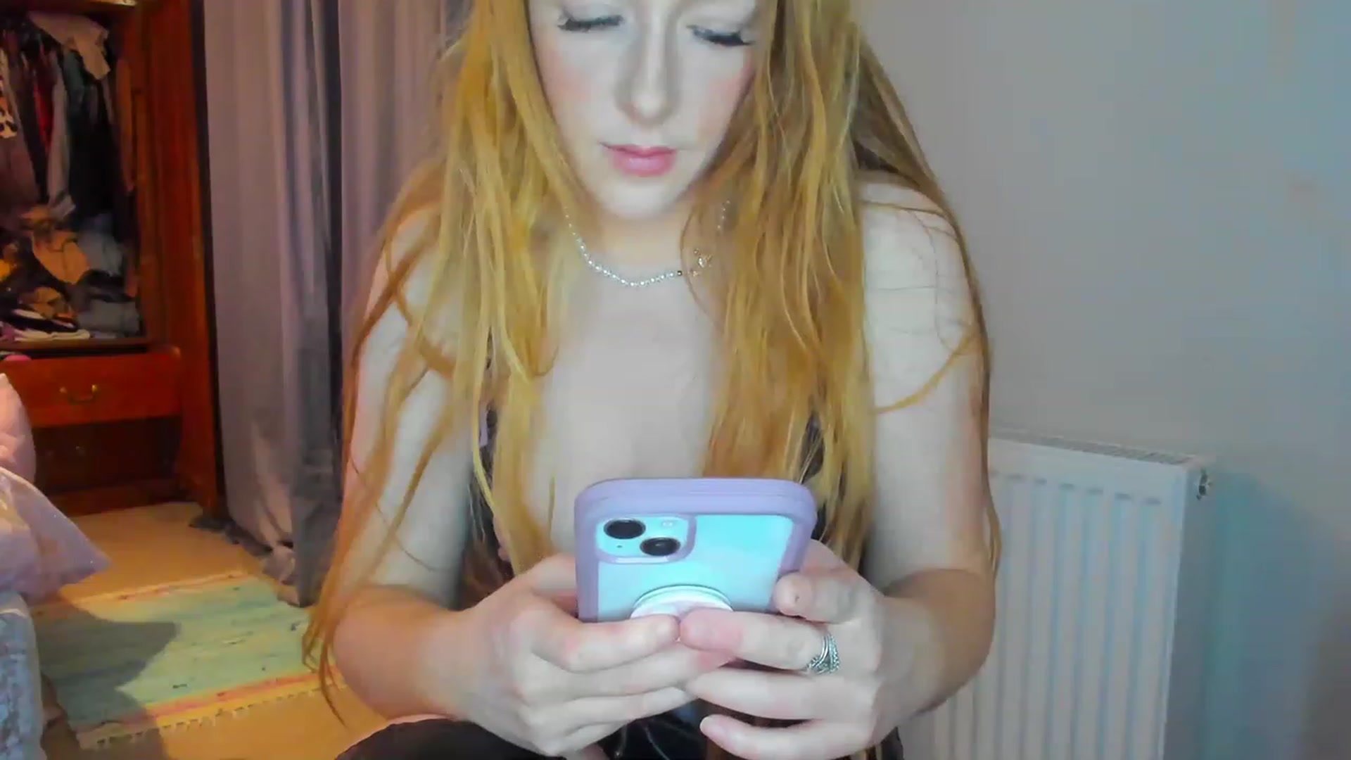 Gallery image thumbnail from SugarrrPup's myfreecams stream on, 12/04/2022, 12:57 image 14 of 20