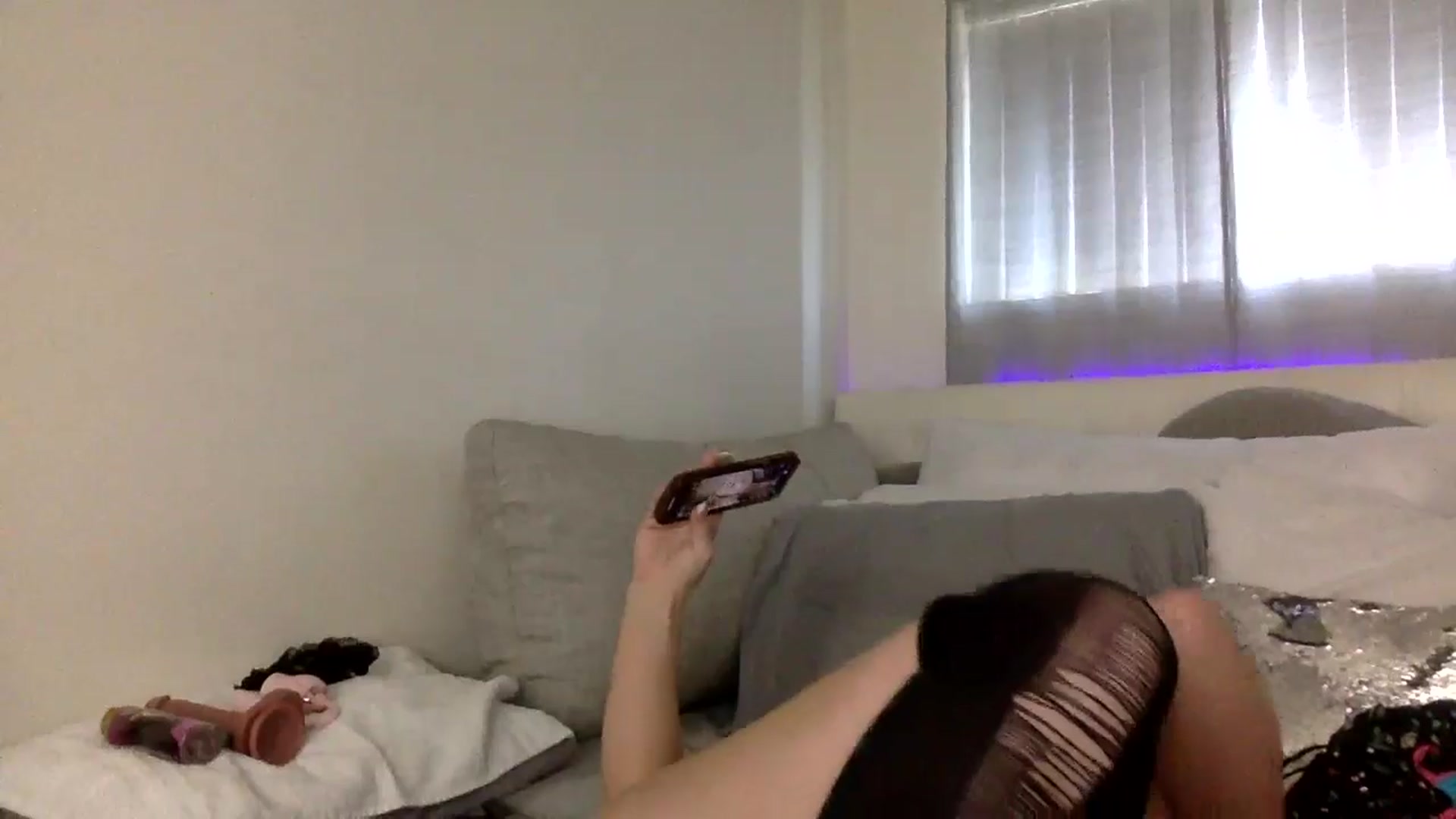 Gallery image thumbnail from Sugarxoxoxo's myfreecams stream on, 07/09/2024, 19:18 image 19 of 20